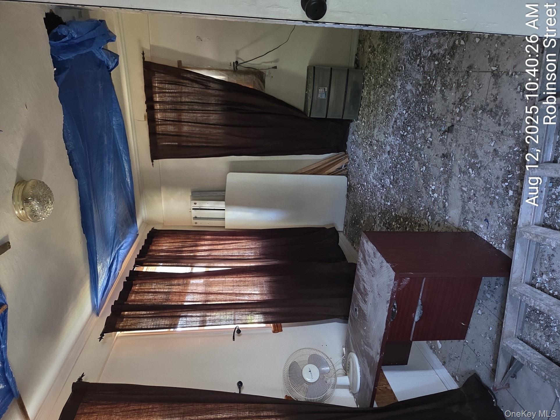 #17 photo, 52-05 Robinson St, फ्लशिंग Flushing , NY 11335