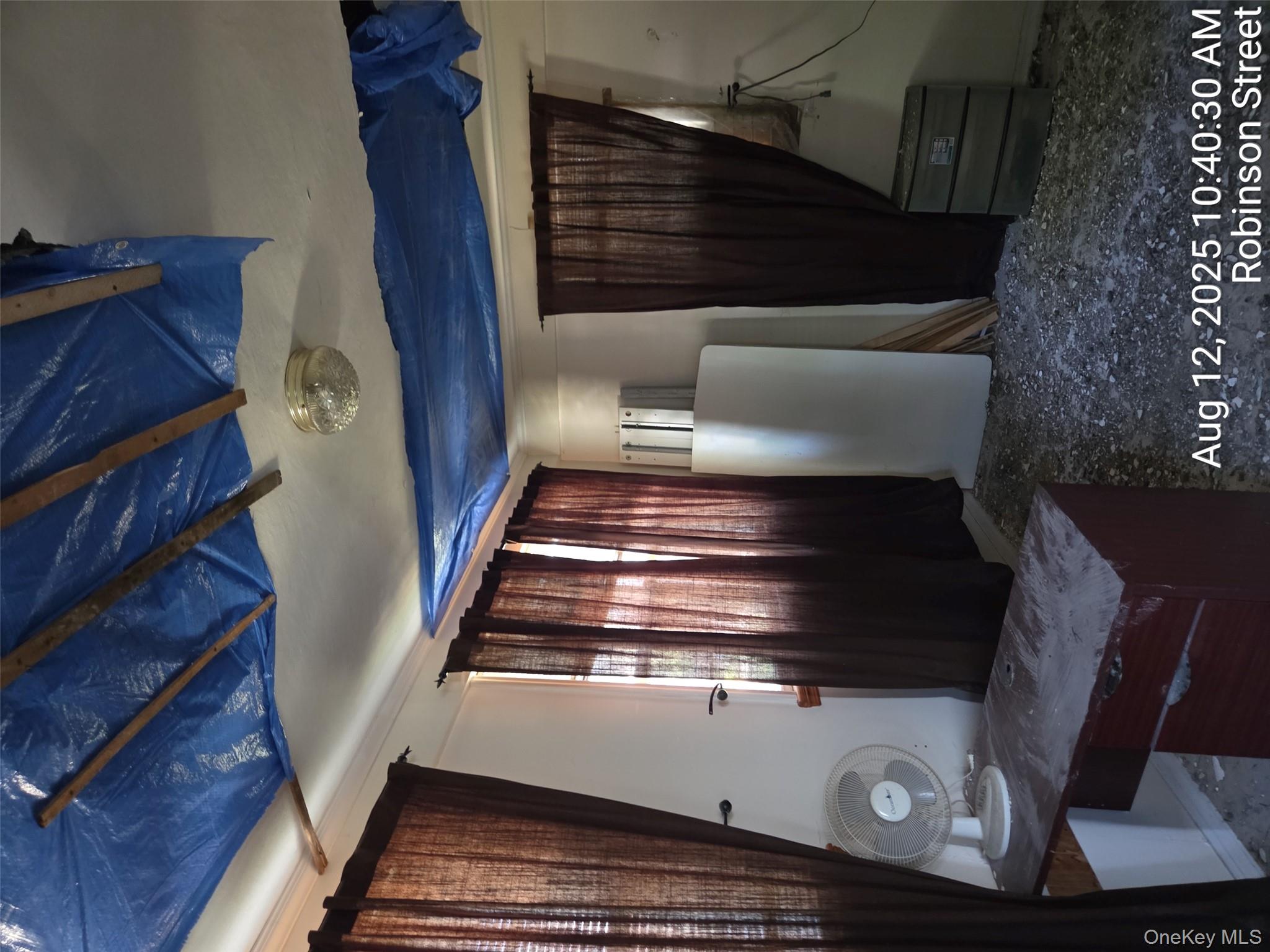 #18 photo, 52-05 Robinson St, फ्लशिंग Flushing , NY 11335