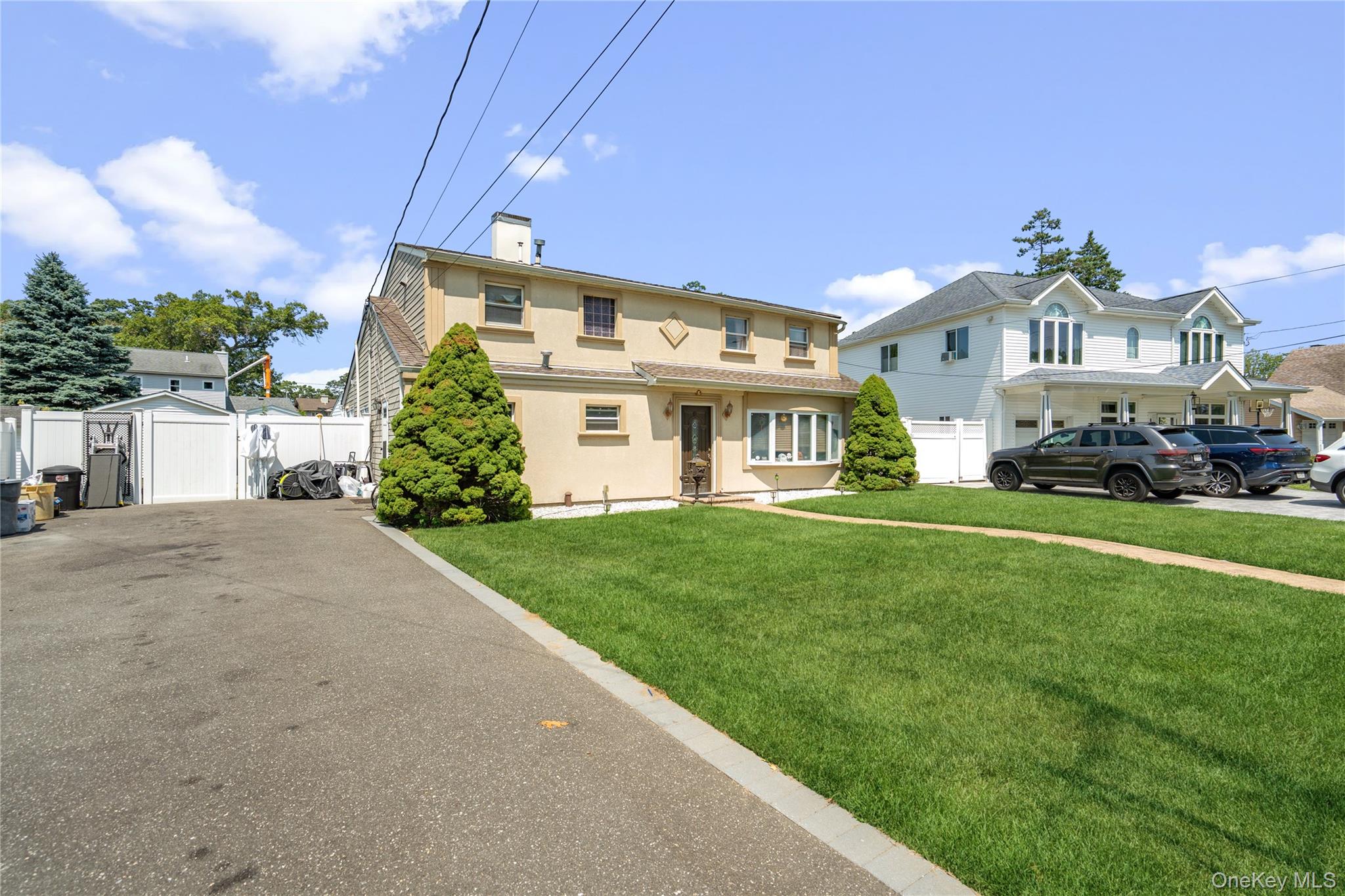 #3 photo, 9 Rugby Road, Massapequa , NY 11758