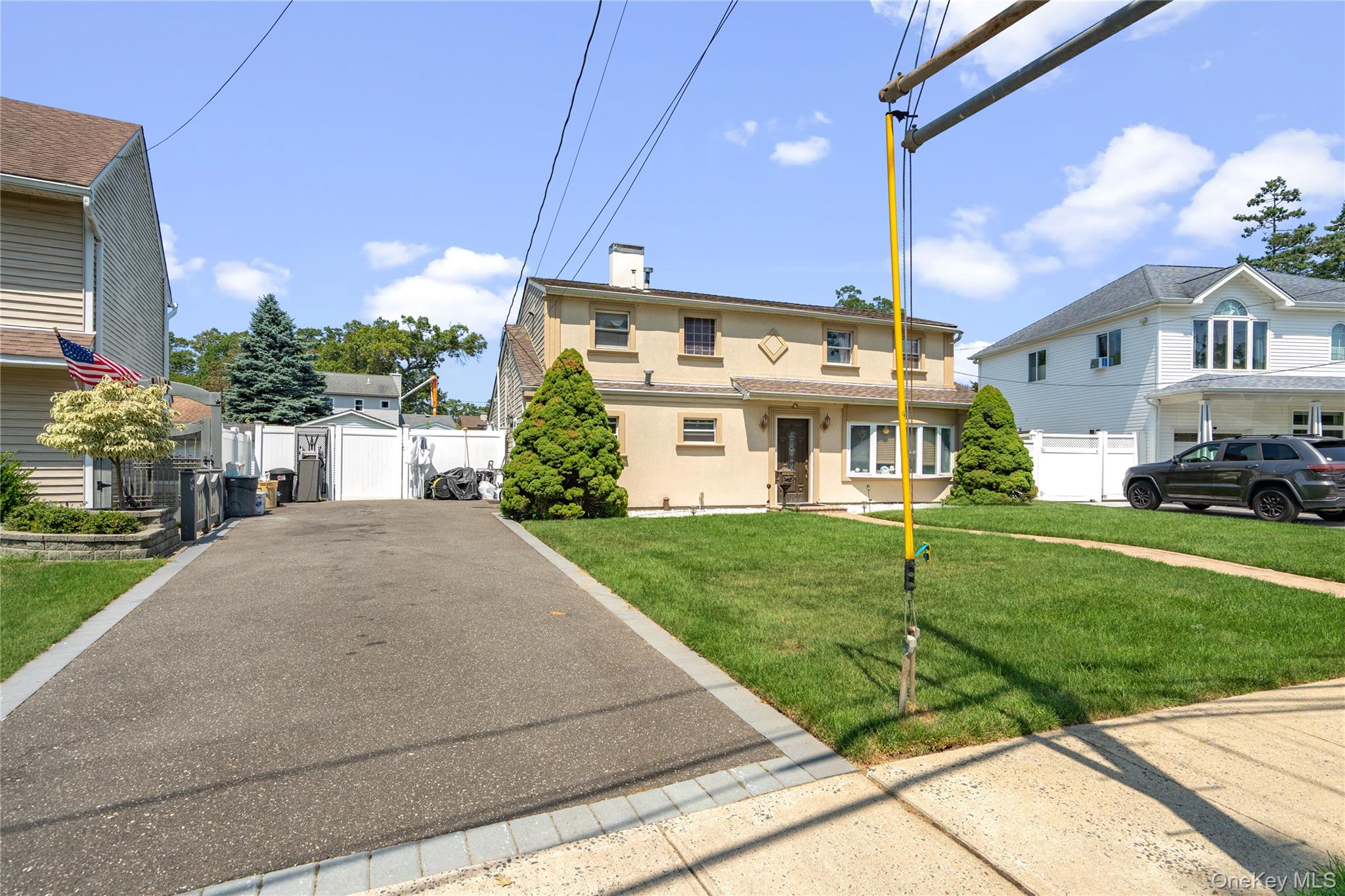 #4 photo, 9 Rugby Road, Massapequa , NY 11758