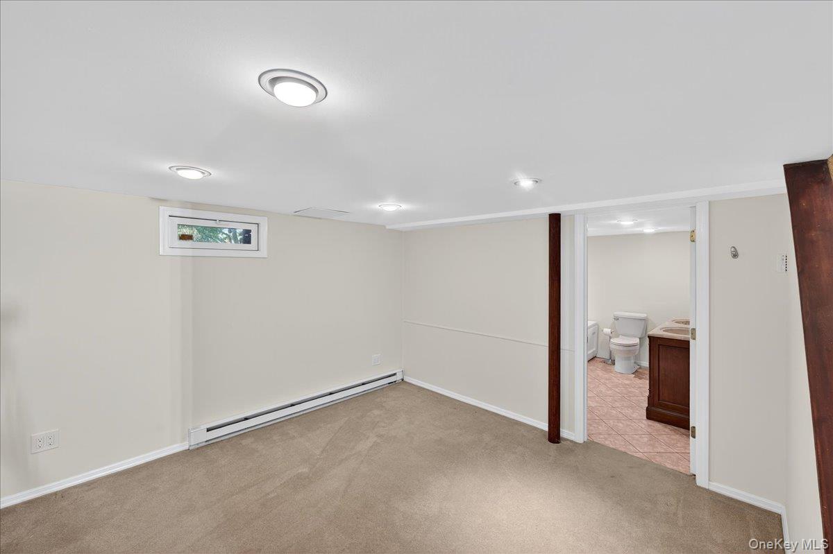 #12 photo, 188 Donegan Avenue, サフォーク郡 East Patchogue , NY 11772