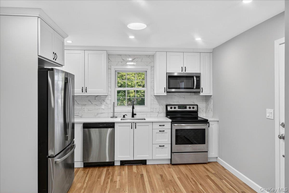 #6 photo, 188 Donegan Avenue, サフォーク郡 East Patchogue , NY 11772