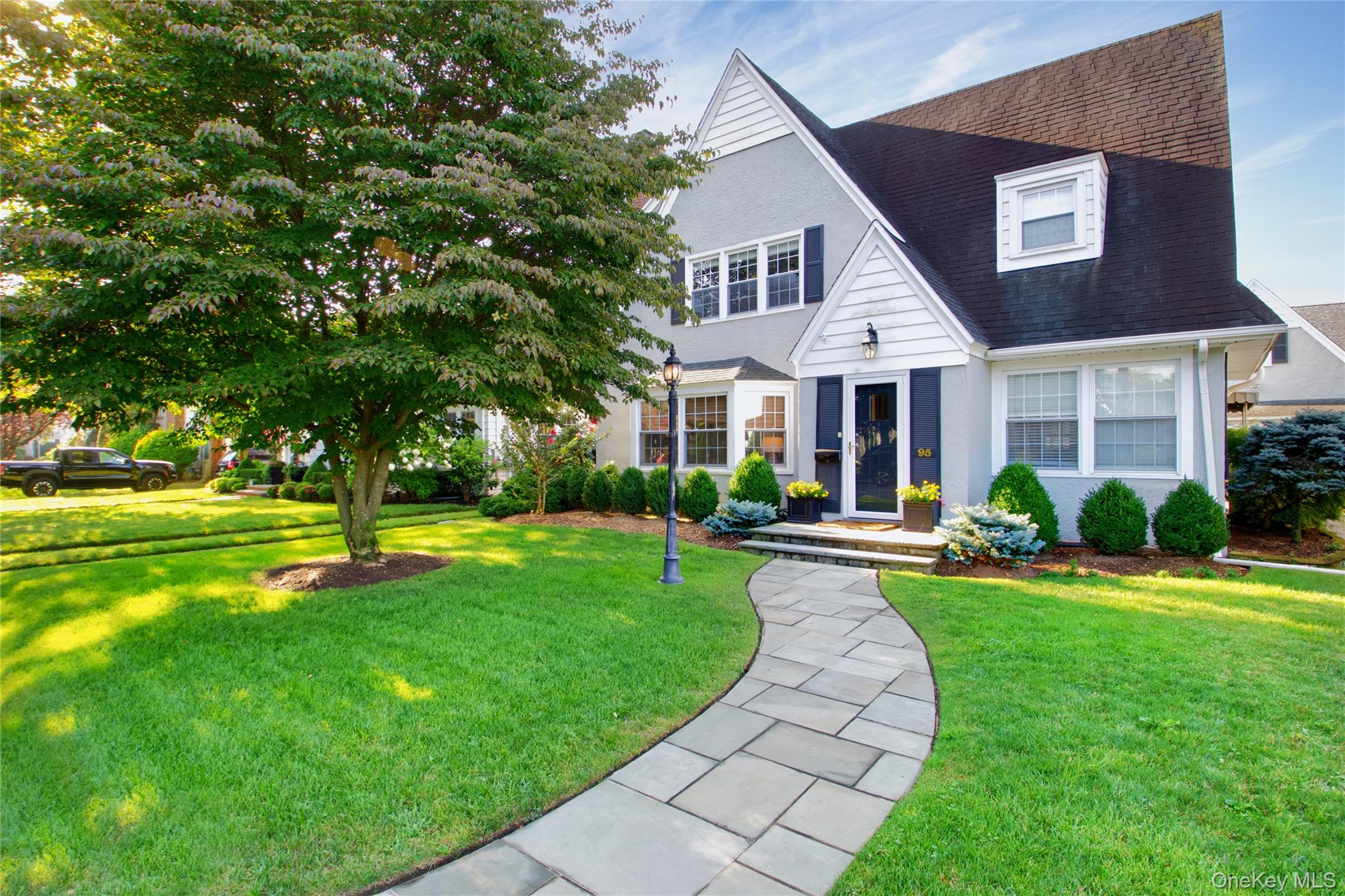 #1 photo, 95 Chatham Place, 長島 West Hempstead , NY 11552