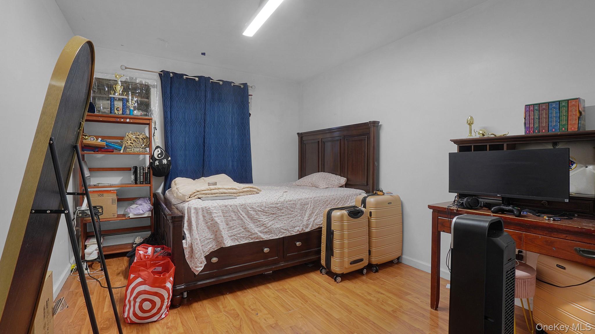 #8 photo, 3319 Decatur Avenue, ブロンクス区 Bronx , NY 10467