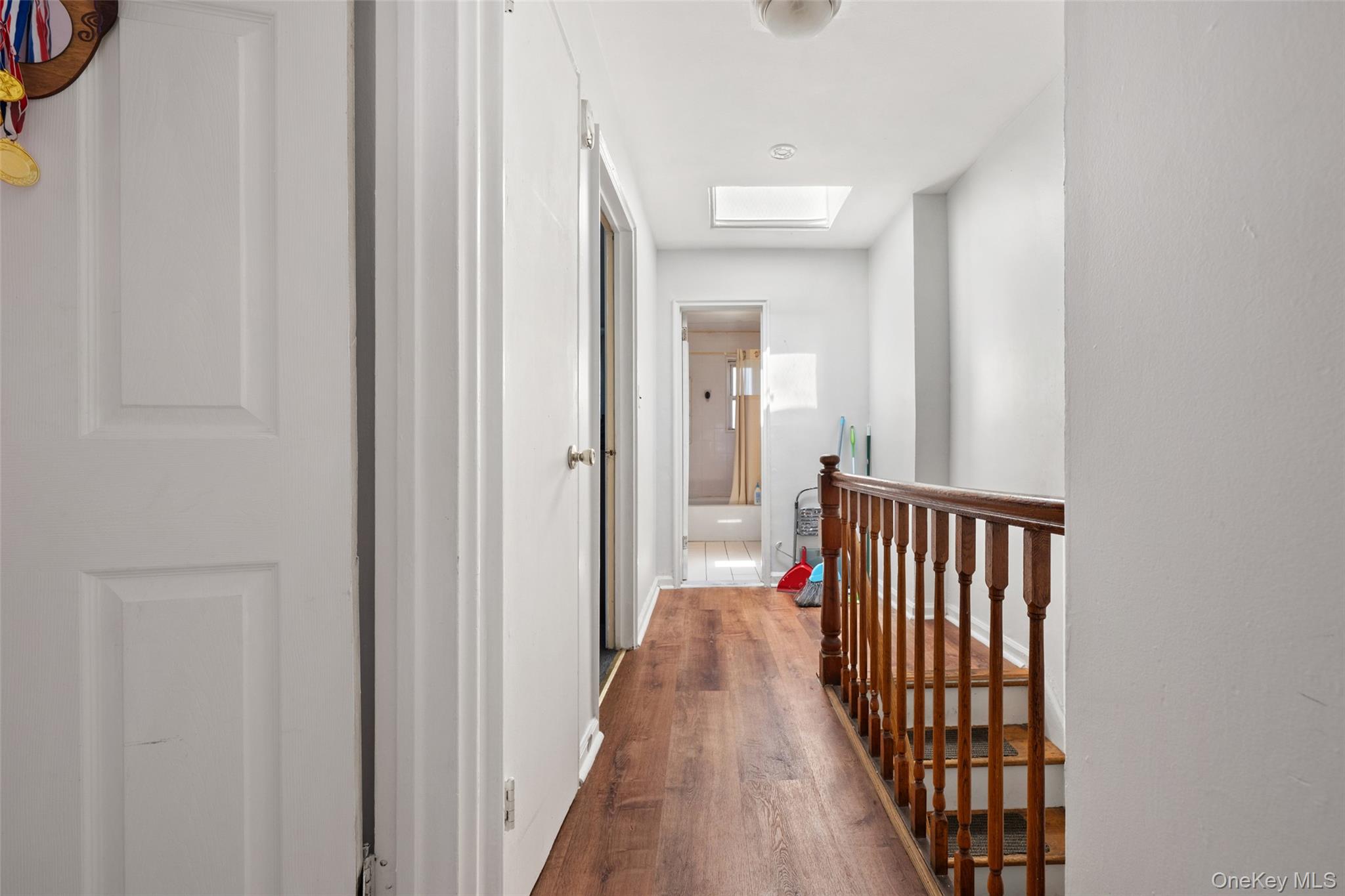 #9 photo, 959 E 220th Street, Bronx , NY 10469