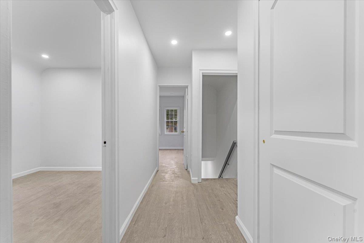 #12 photo, 1909 Lacombe Avenue, Bronx , NY 10473