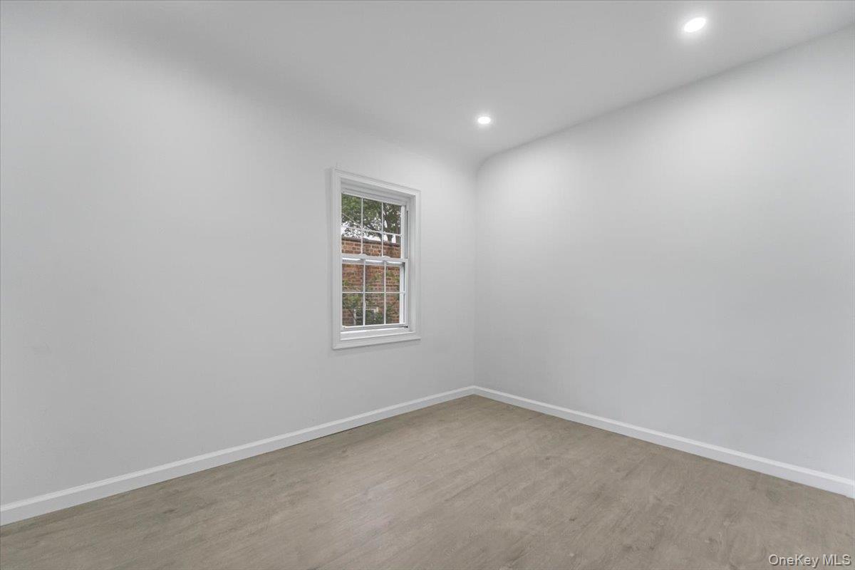 #14 photo, 1909 Lacombe Avenue, Bronx , NY 10473