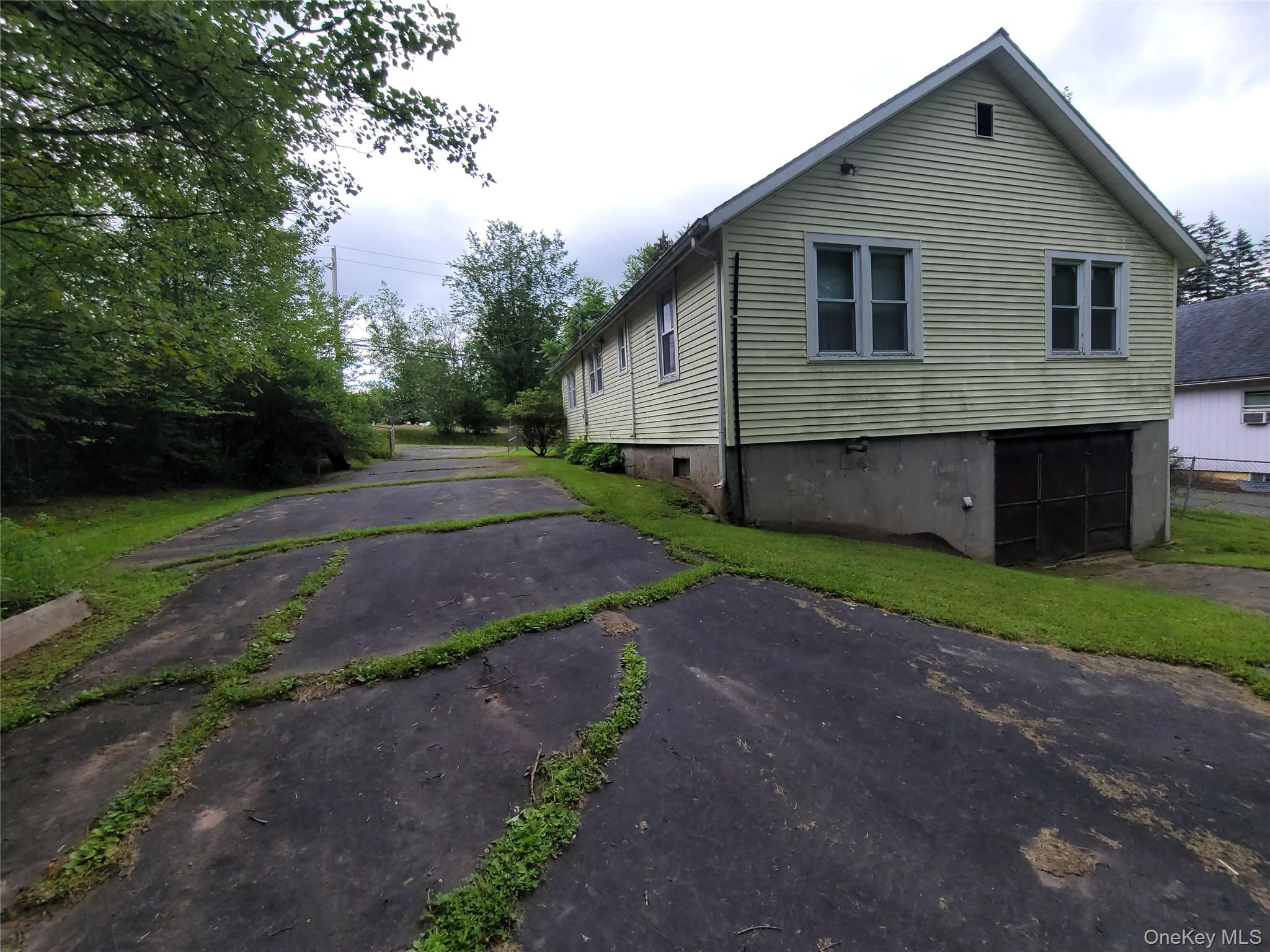 #2 photo, 191 Hasbrouck A Road, Loch Sheldrake , NY 12733