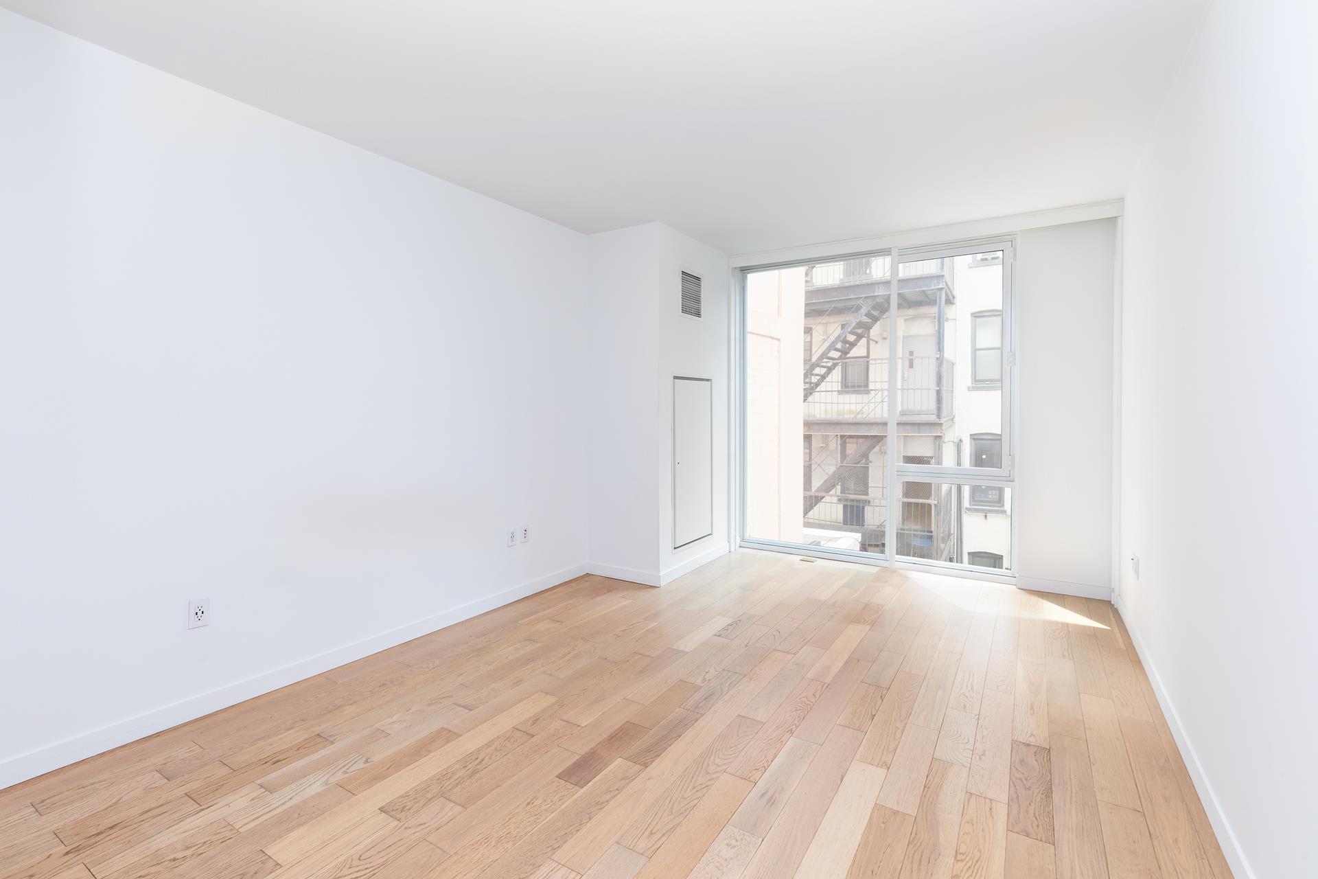 #15 photo, 540 W 49TH Street, マンハッタン Hells Kitchen , NY 10019