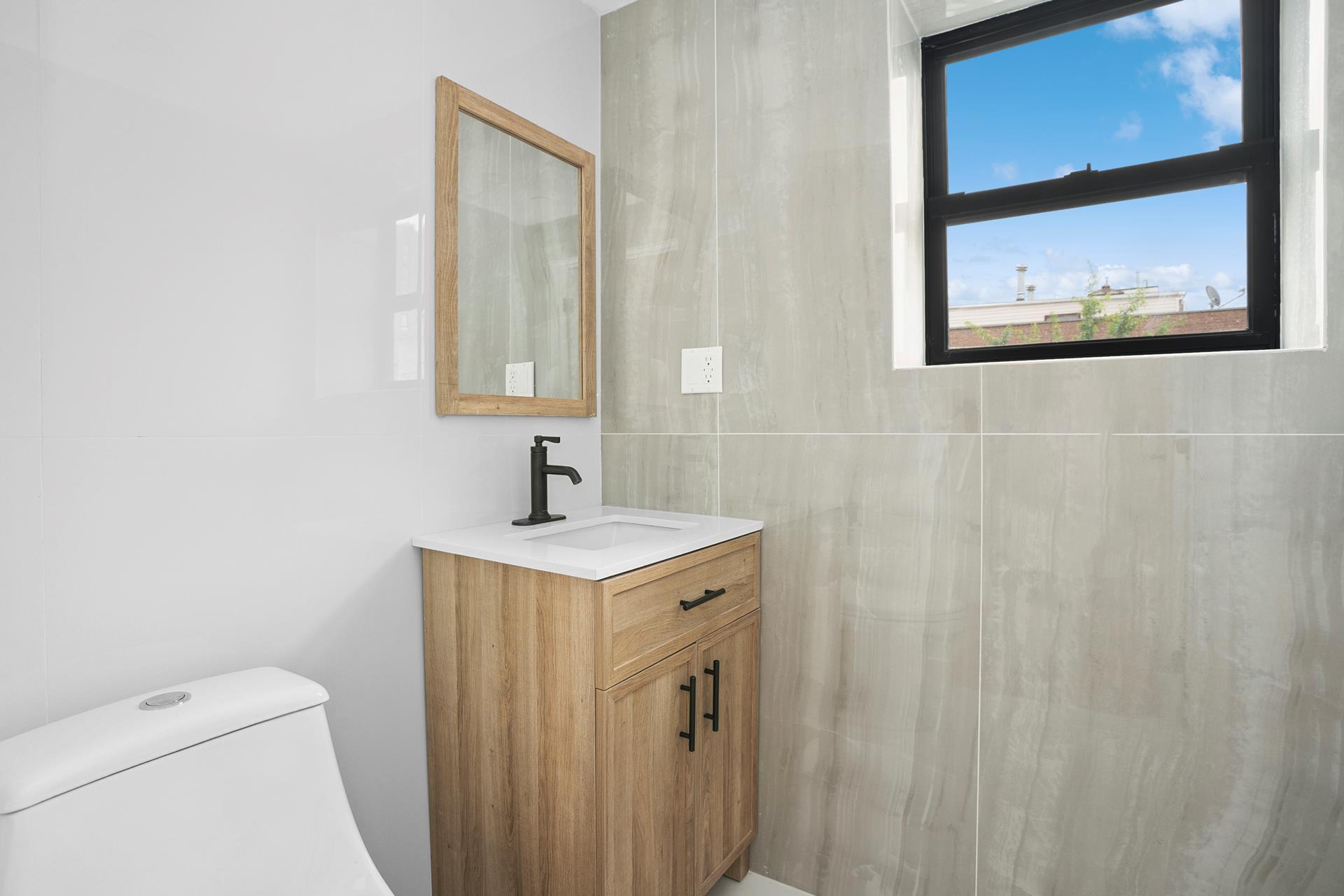 #14 photo, 926 HERKIMER Street, Stuyvesant Heights , NY 11233