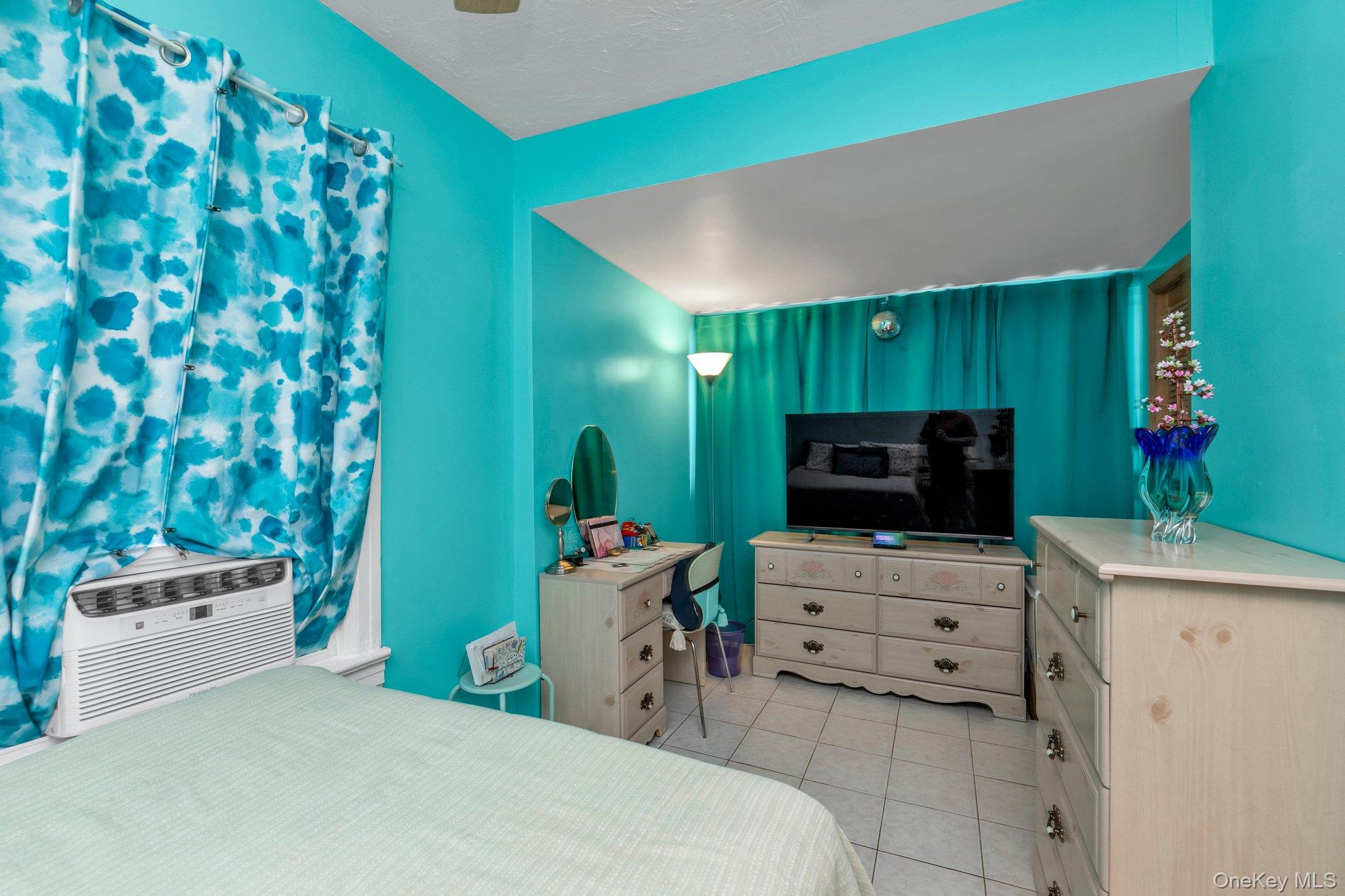 #11 photo, 13011 124th Street, Jamaica , NY 11420