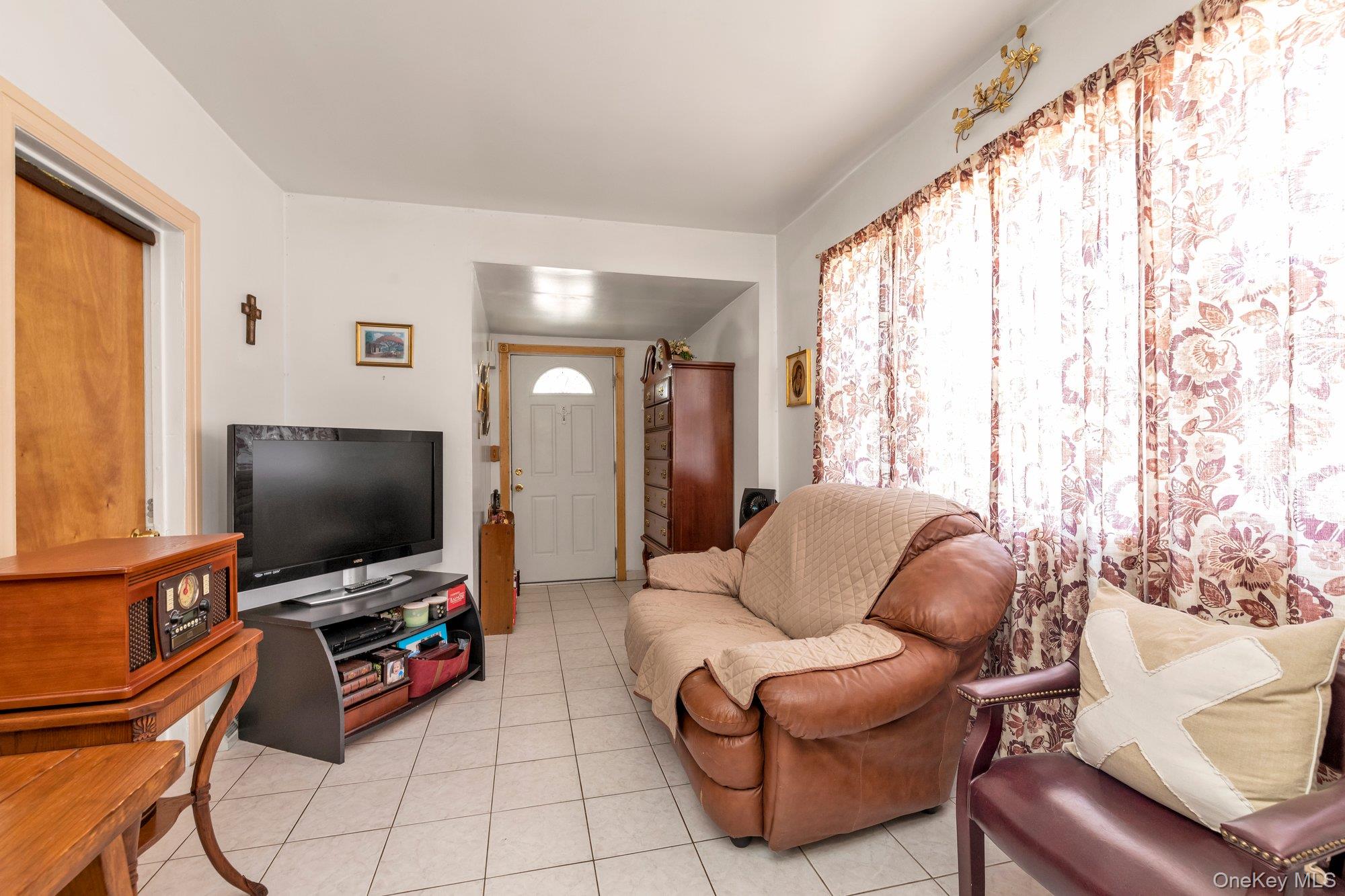 #6 photo, 13011 124th Street, Jamaica , NY 11420