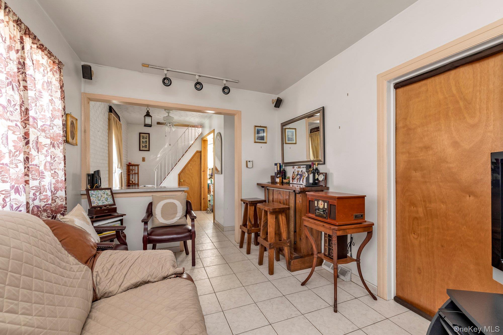 #7 photo, 13011 124th Street, Jamaica , NY 11420