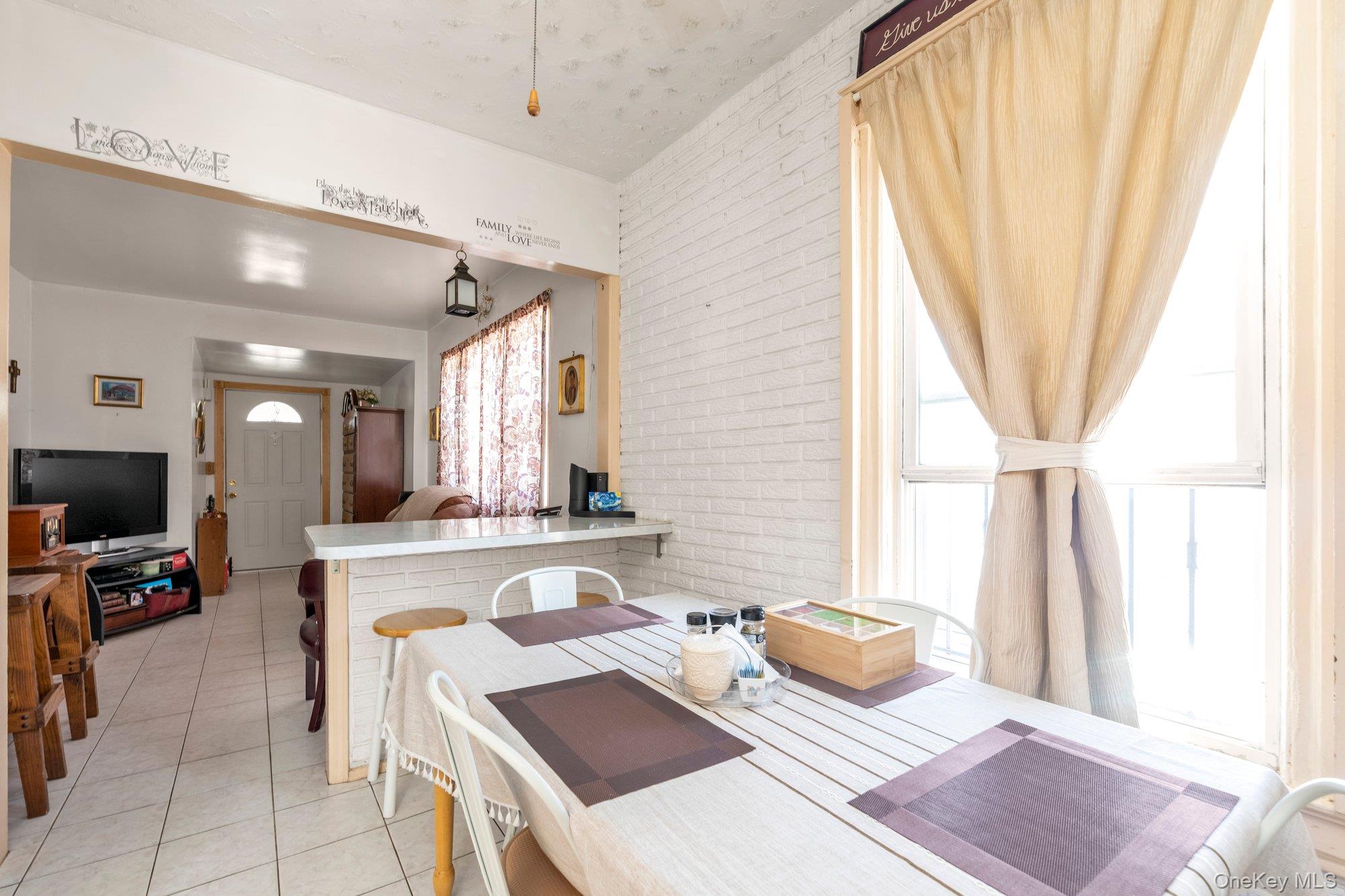 #8 photo, 13011 124th Street, Jamaica , NY 11420