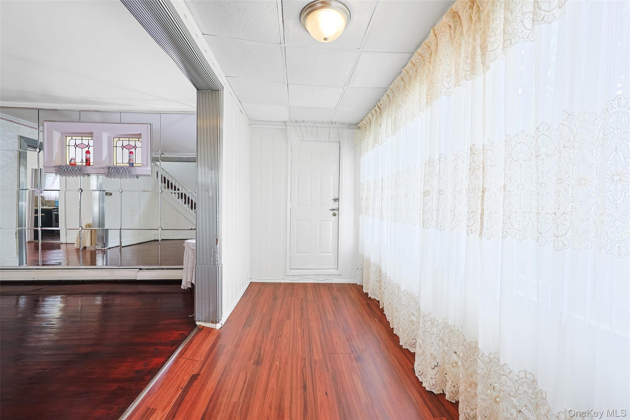 #7 photo, 195-12 McLaughlin Avenue, クイーンズ区 Holliswood , NY 11423