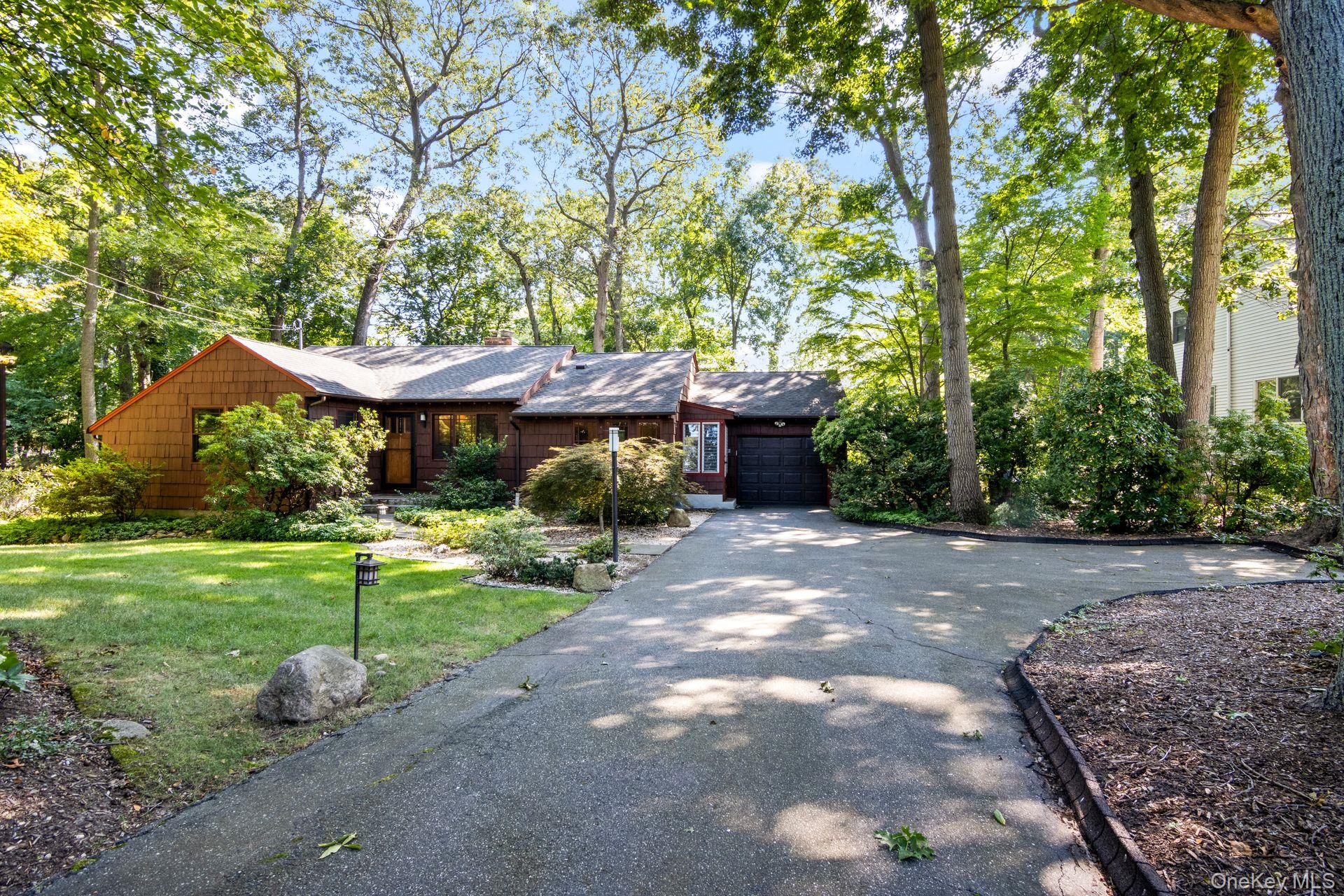 #1 photo, 20 Huyler Road, 东长岛 Setauket , NY 11733