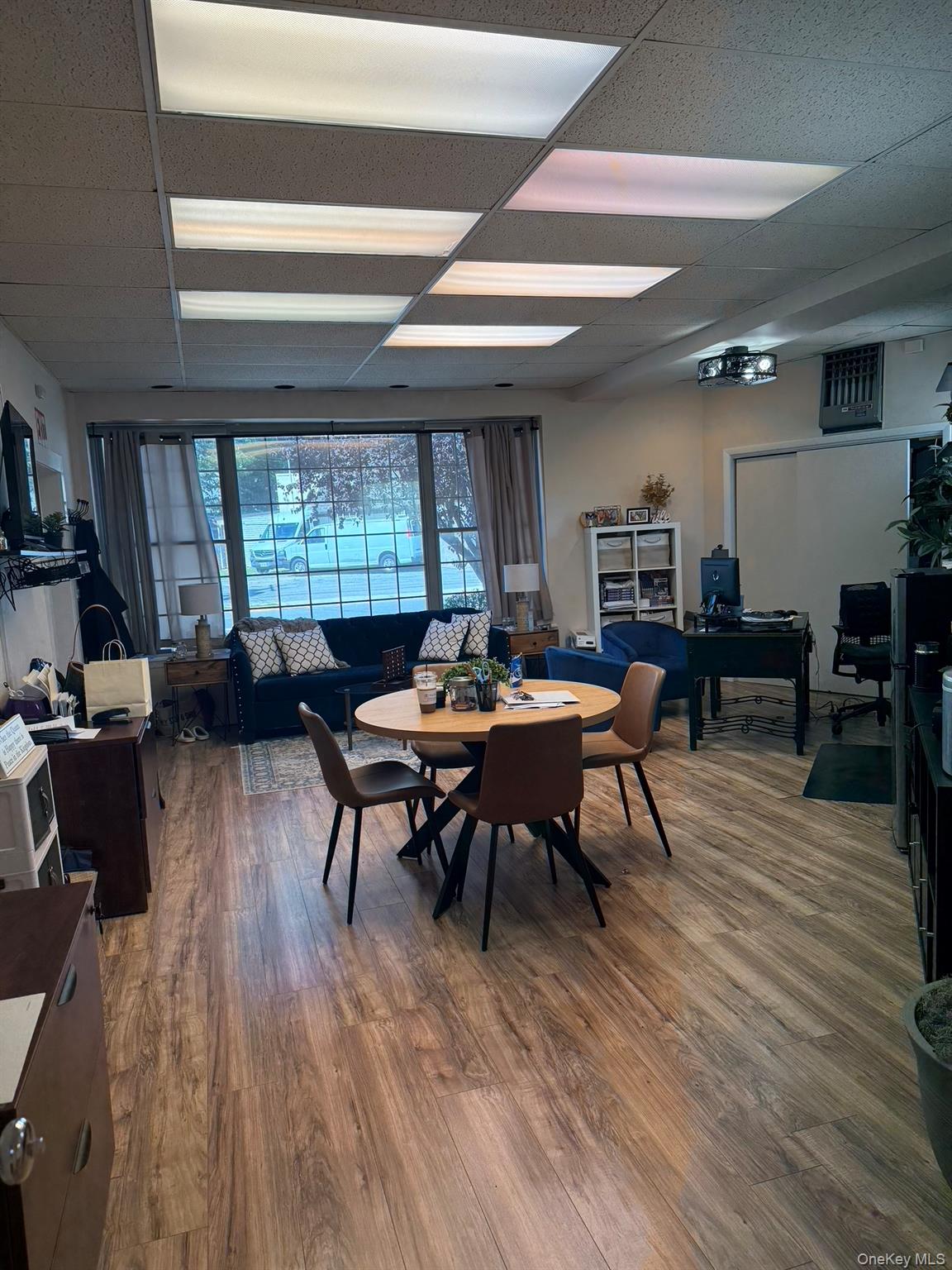 #11 photo, 114/16/18/20/22 Broadway, ナッソー郡 Malverne , NY 11565