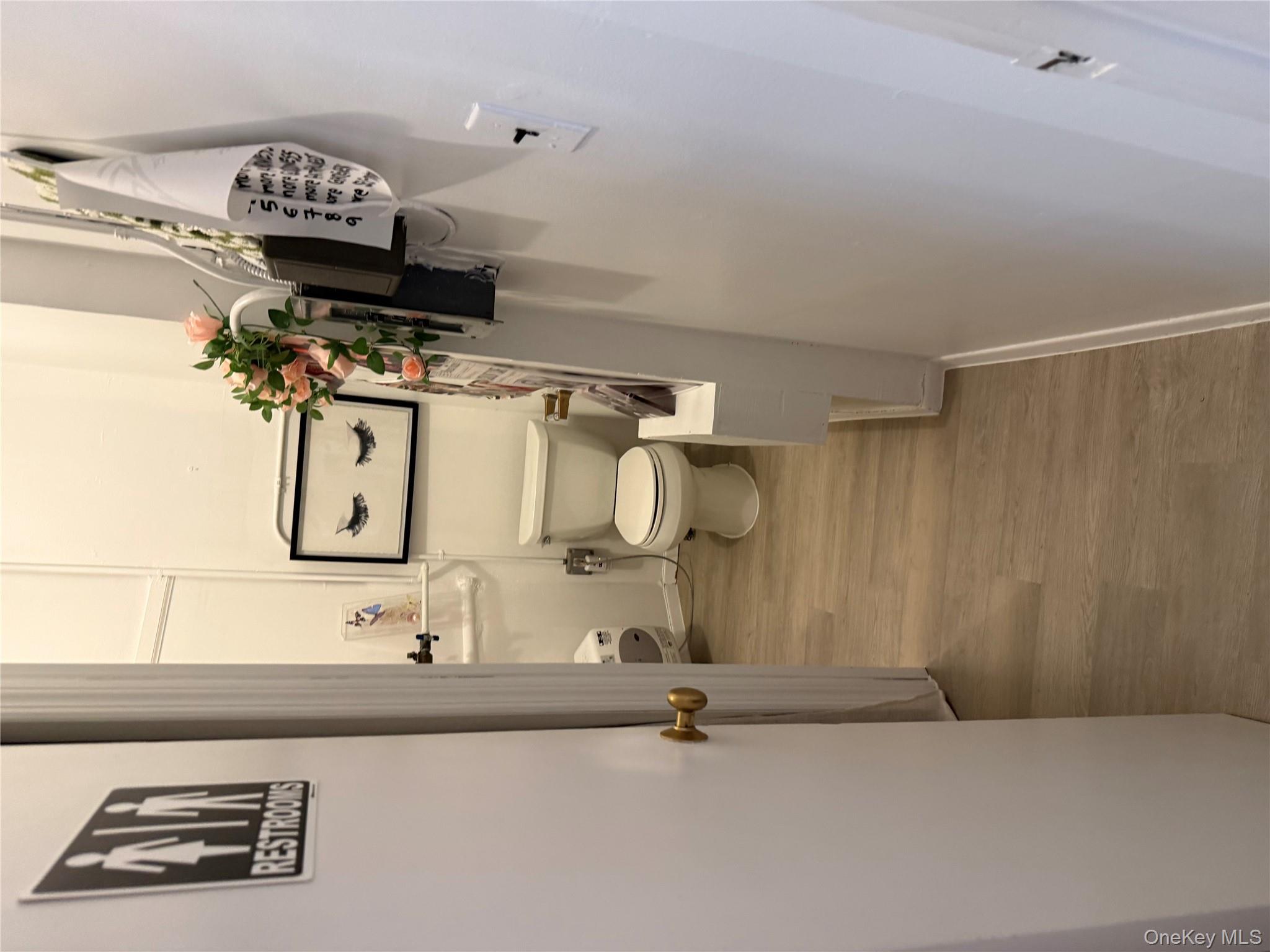 #15 photo, 114/16/18/20/22 Broadway, ナッソー郡 Malverne , NY 11565