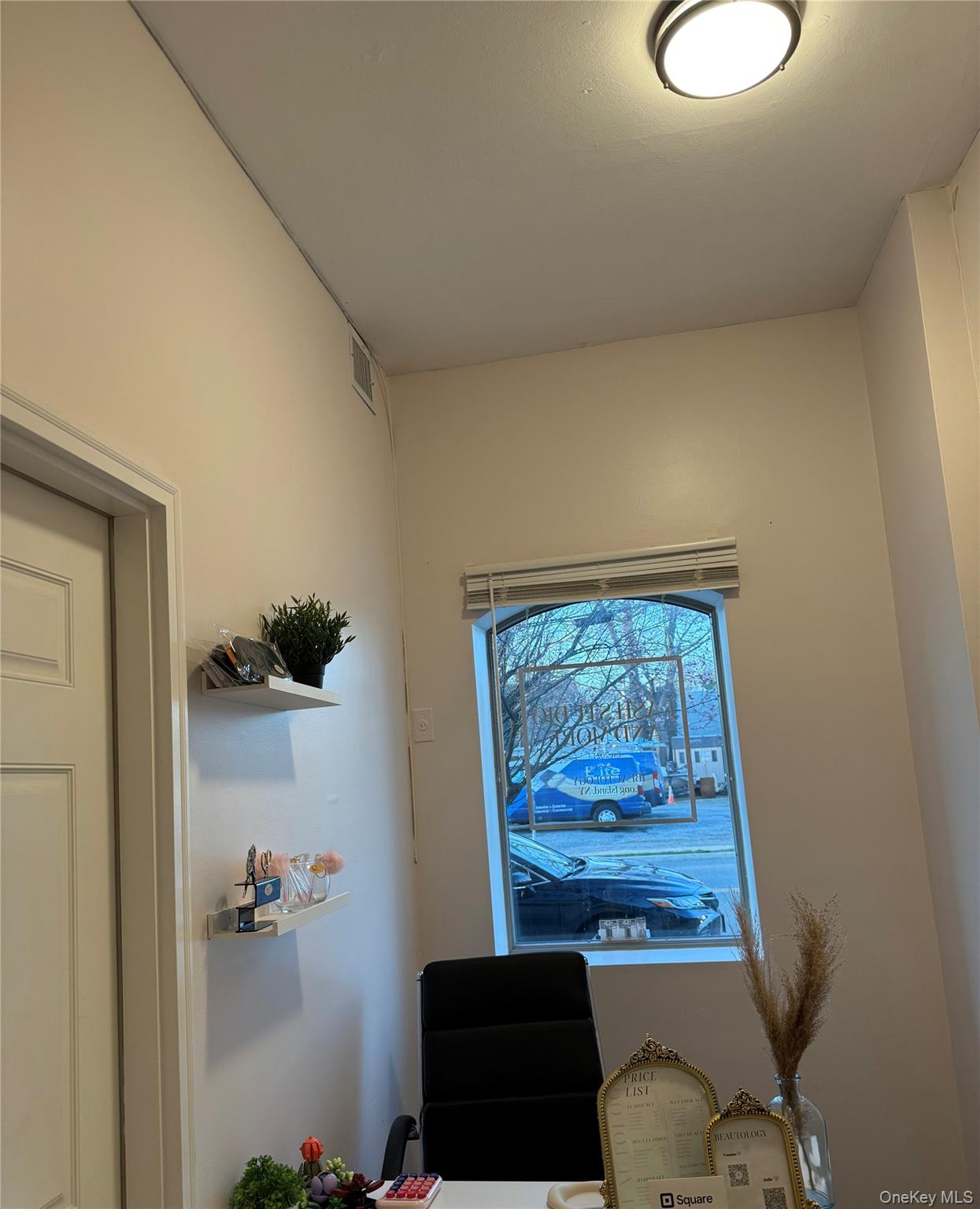 #18 photo, 114/16/18/20/22 Broadway, ナッソー郡 Malverne , NY 11565