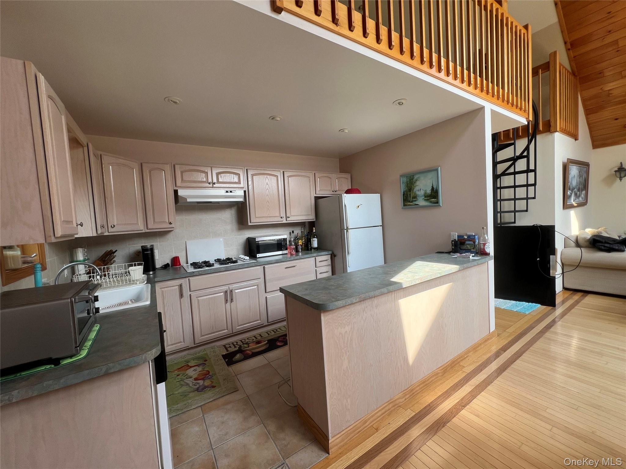 #2 photo, 125 Woods Road, Barryville , NY 12719