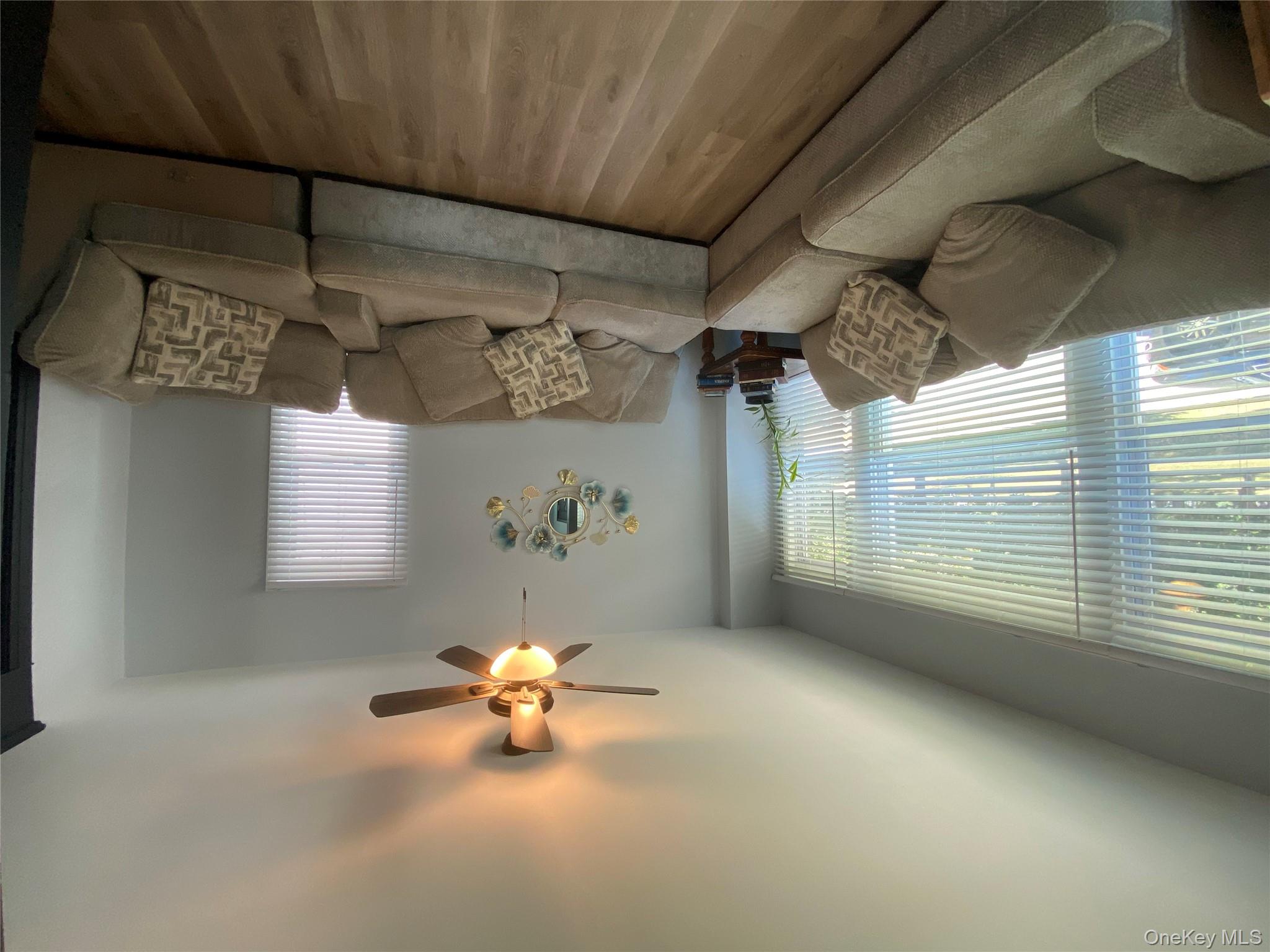 #8 photo, 660 Walnut Street, Elmira , NY 14901