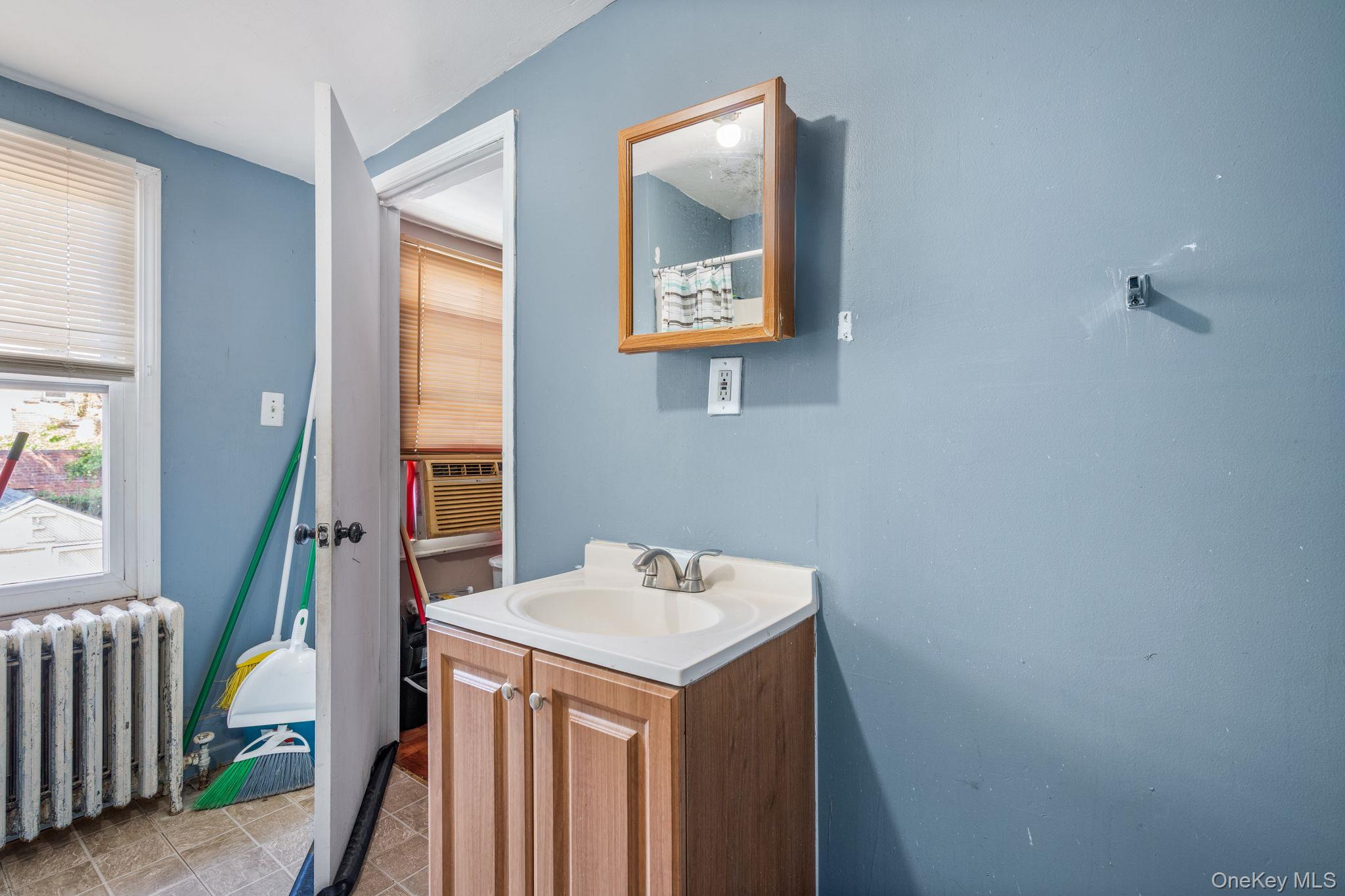 #13 photo, 116 W Parmenter Street, Newburgh , NY 12550