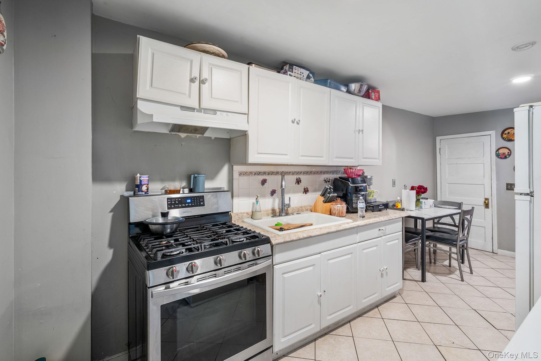 #8 photo, 116 W Parmenter Street, Newburgh , NY 12550