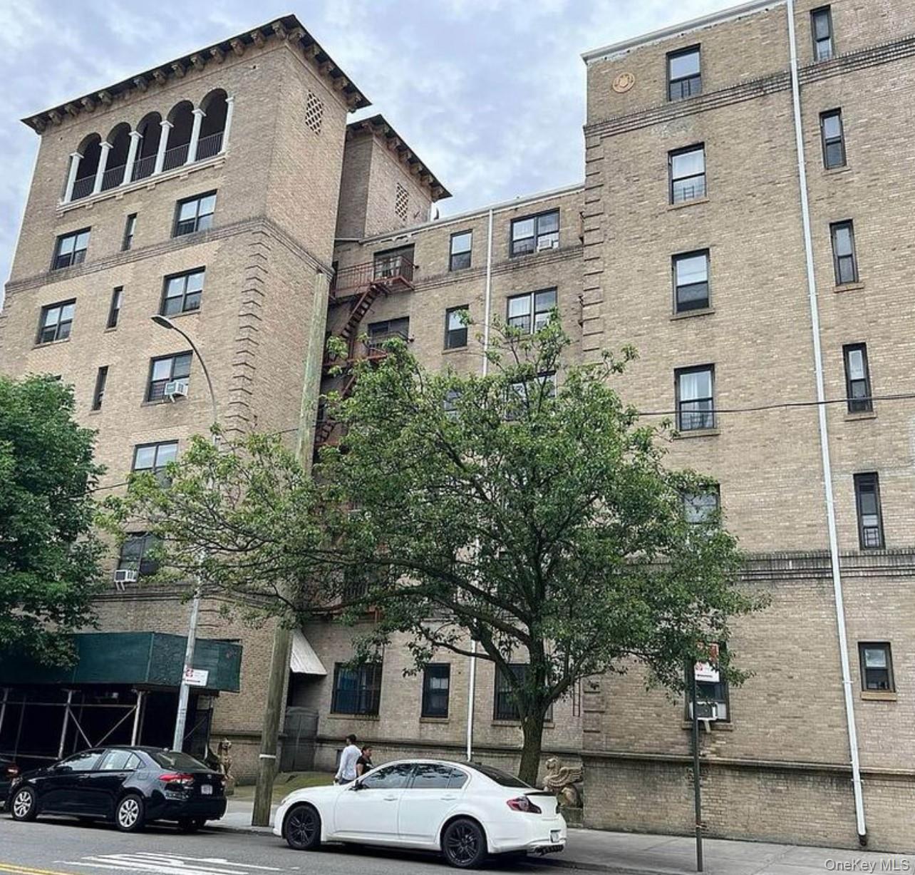 #1 photo, 70-35 BROADWAY, Jackson Heights , NY 11372