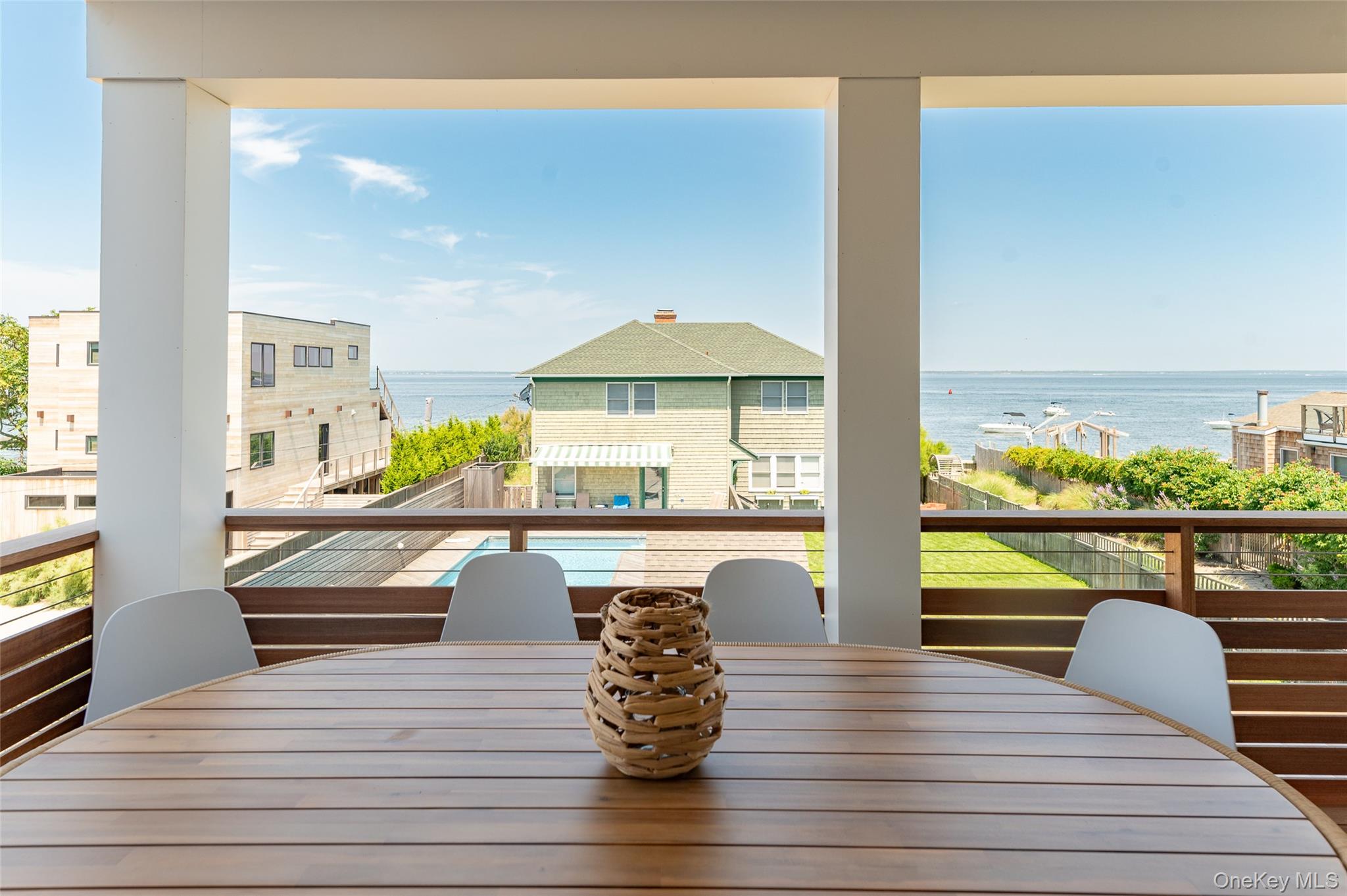 #5 photo, 319 Wilmot Road, サフォーク郡 Ocean Beach , NY 11770