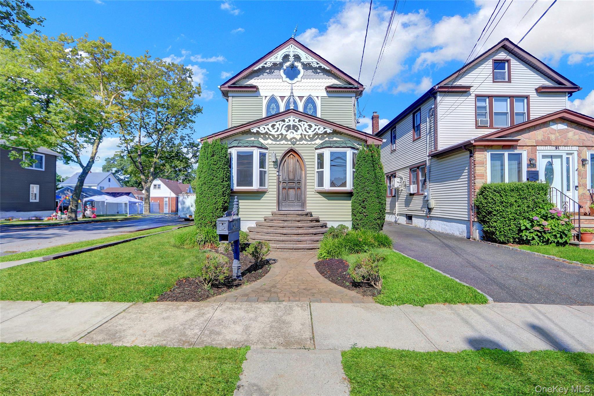 #1 photo, 89 Rolling Street, ناسو Lynbrook , NY 11563
