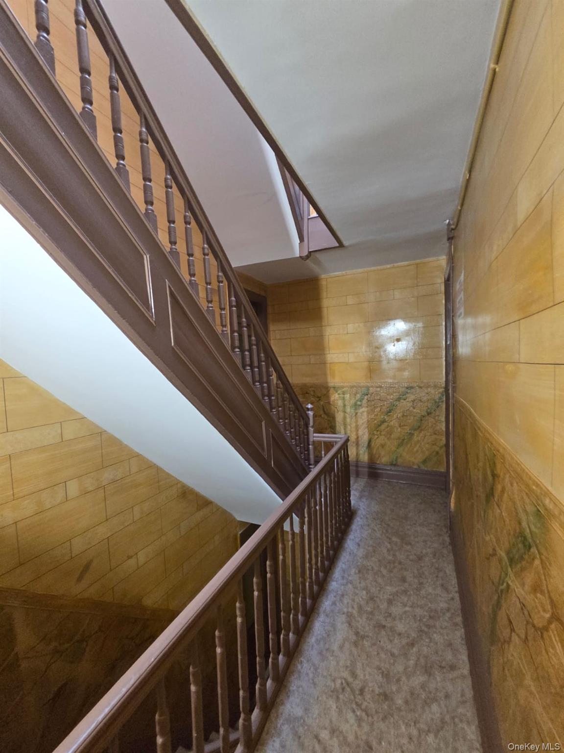 #15 photo, 6119 Madison Street, クイーンズ区 Ridgewood , NY 11385