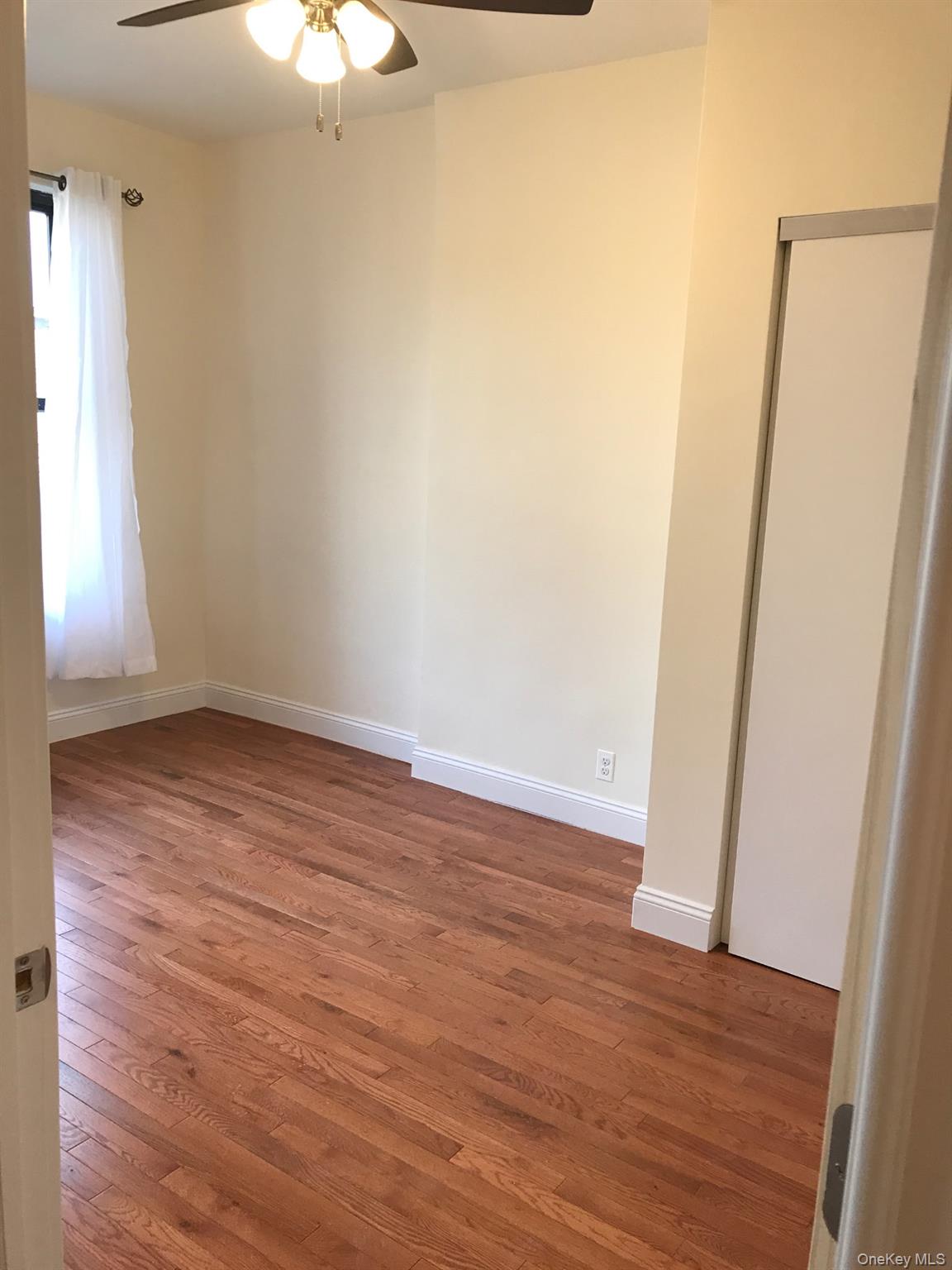 #8 photo, 6119 Madison Street, クイーンズ区 Ridgewood , NY 11385