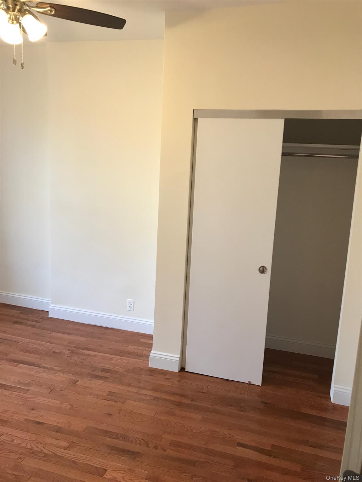 #9 photo, 6119 Madison Street, クイーンズ区 Ridgewood , NY 11385