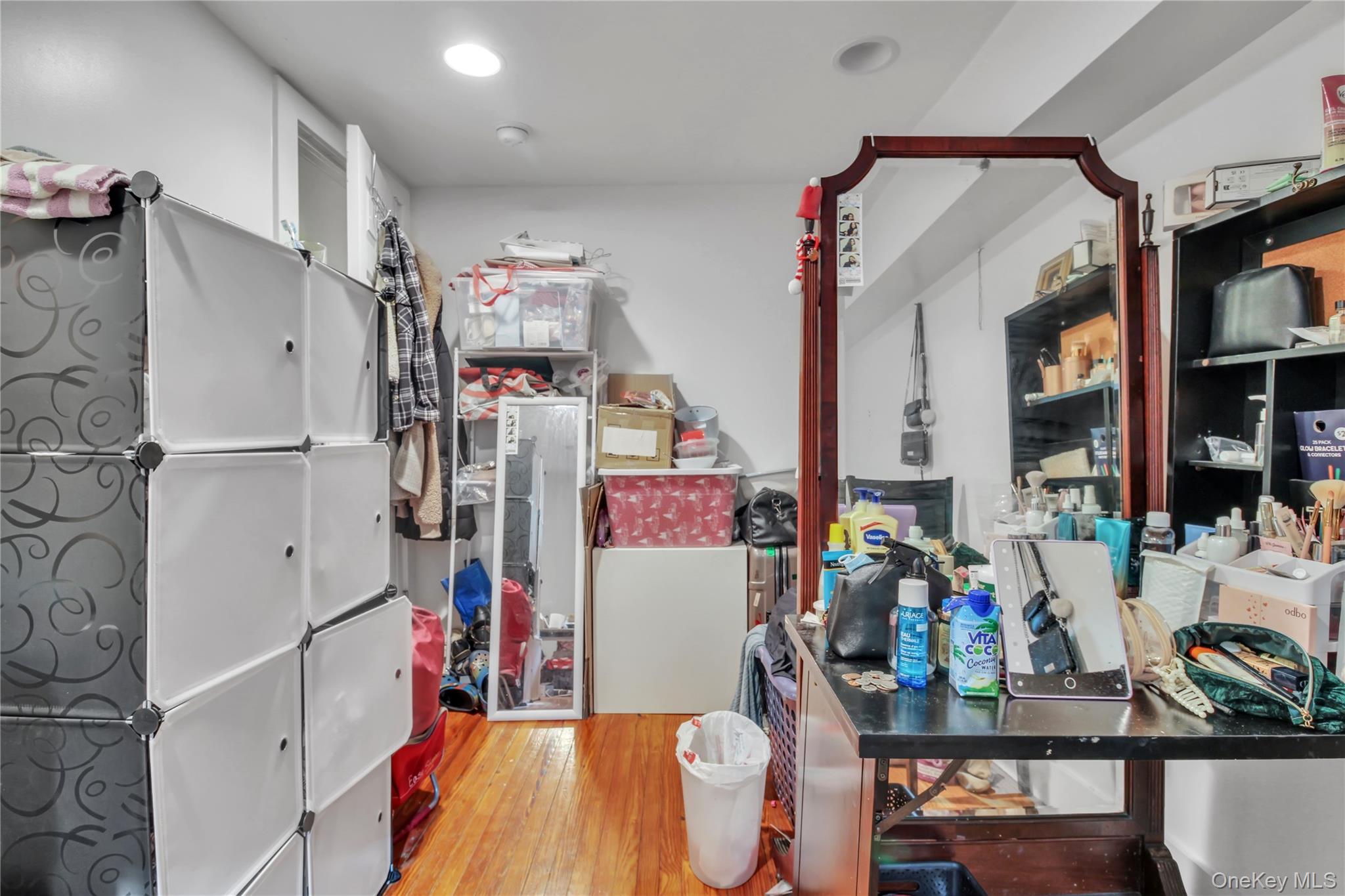 #12 photo, 52-22 Van Loon Street, クイーンズ区 Elmhurst , NY 11373