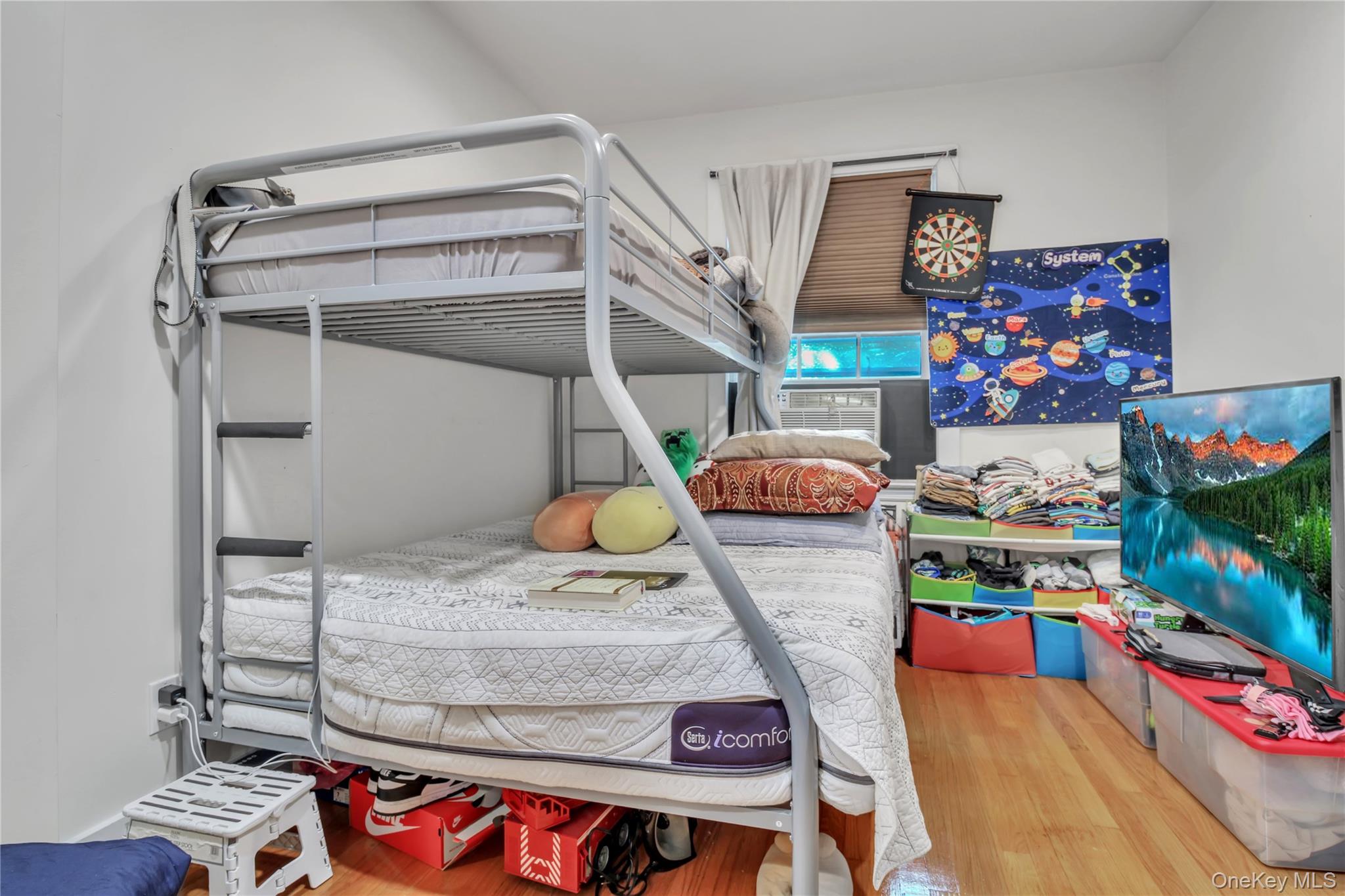 #18 photo, 52-22 Van Loon Street, クイーンズ区 Elmhurst , NY 11373