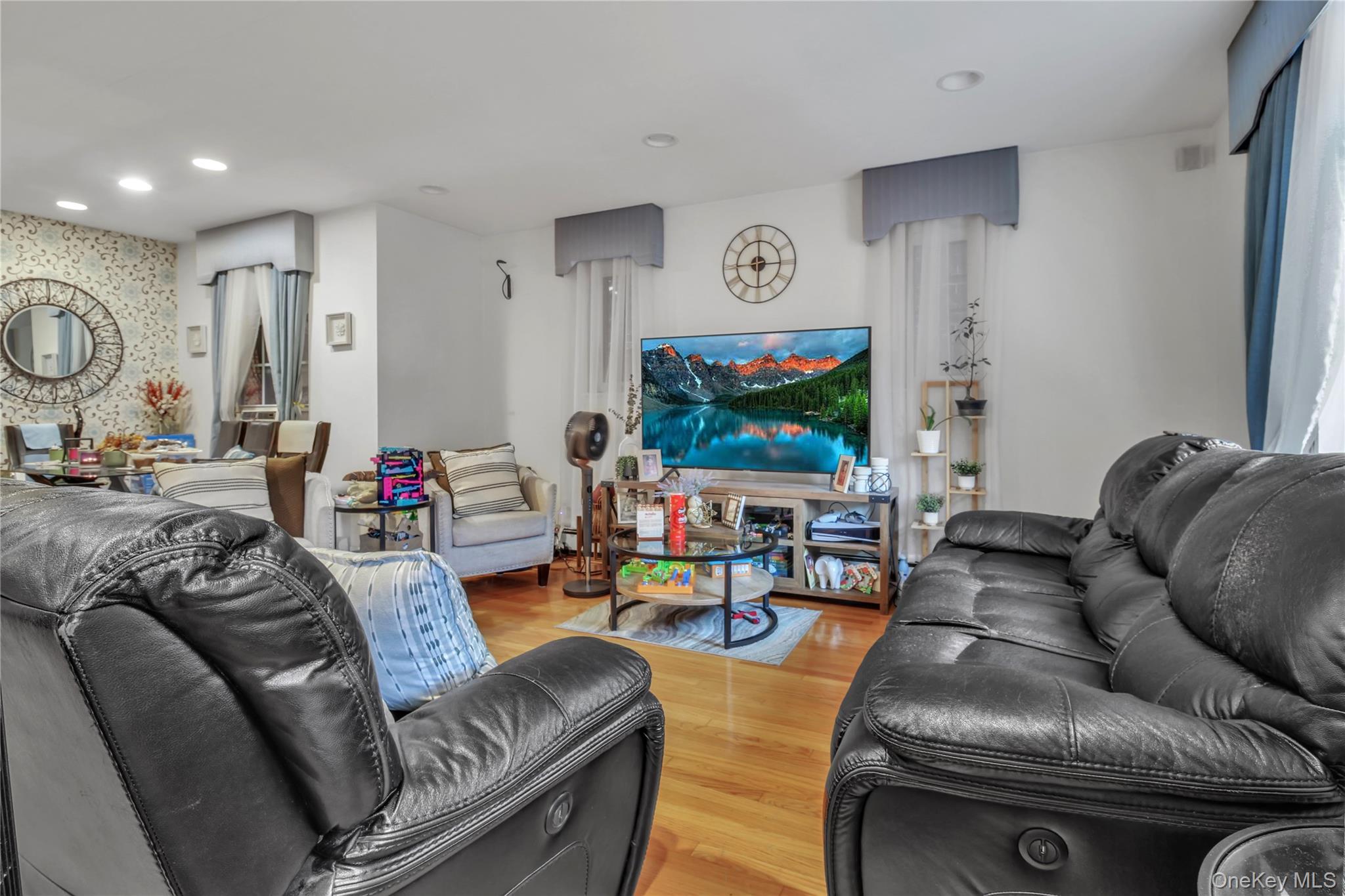 #20 photo, 52-22 Van Loon Street, クイーンズ区 Elmhurst , NY 11373