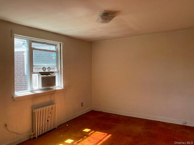 #5 photo, 254-04 75th Avenue, Glen Oaks , NY 11004