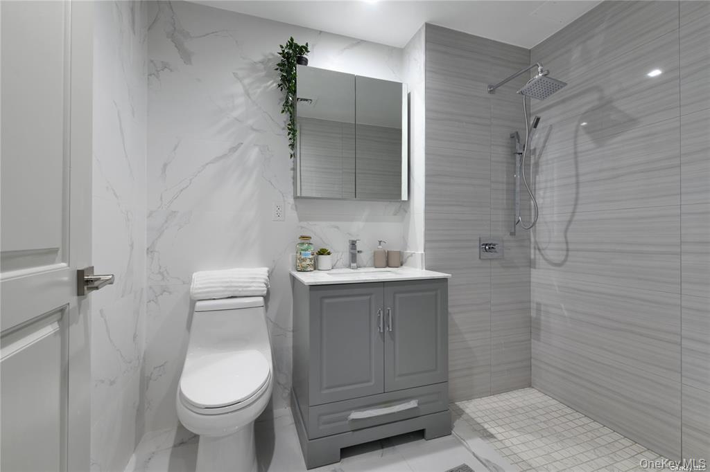 #2 photo, 4162 Bowne Street, クイーンズ区 Flushing , NY 11355