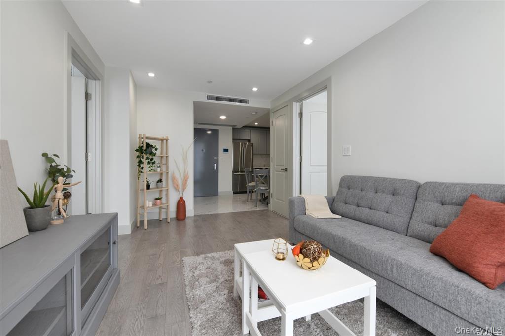 #6 photo, 4162 Bowne Street, クイーンズ区 Flushing , NY 11355