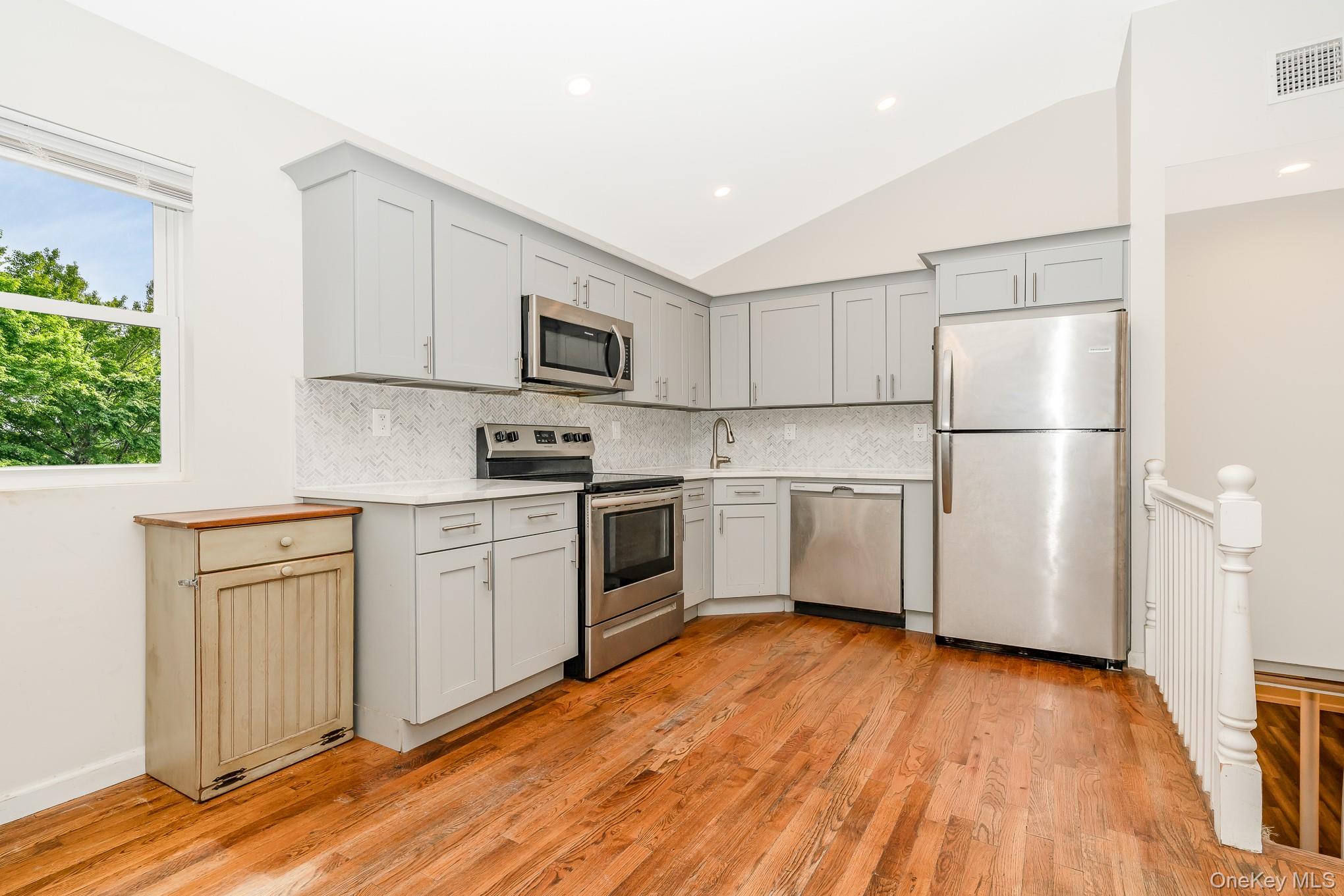 #17 photo, 34 Pinetop Drive, Shirley , NY 11967