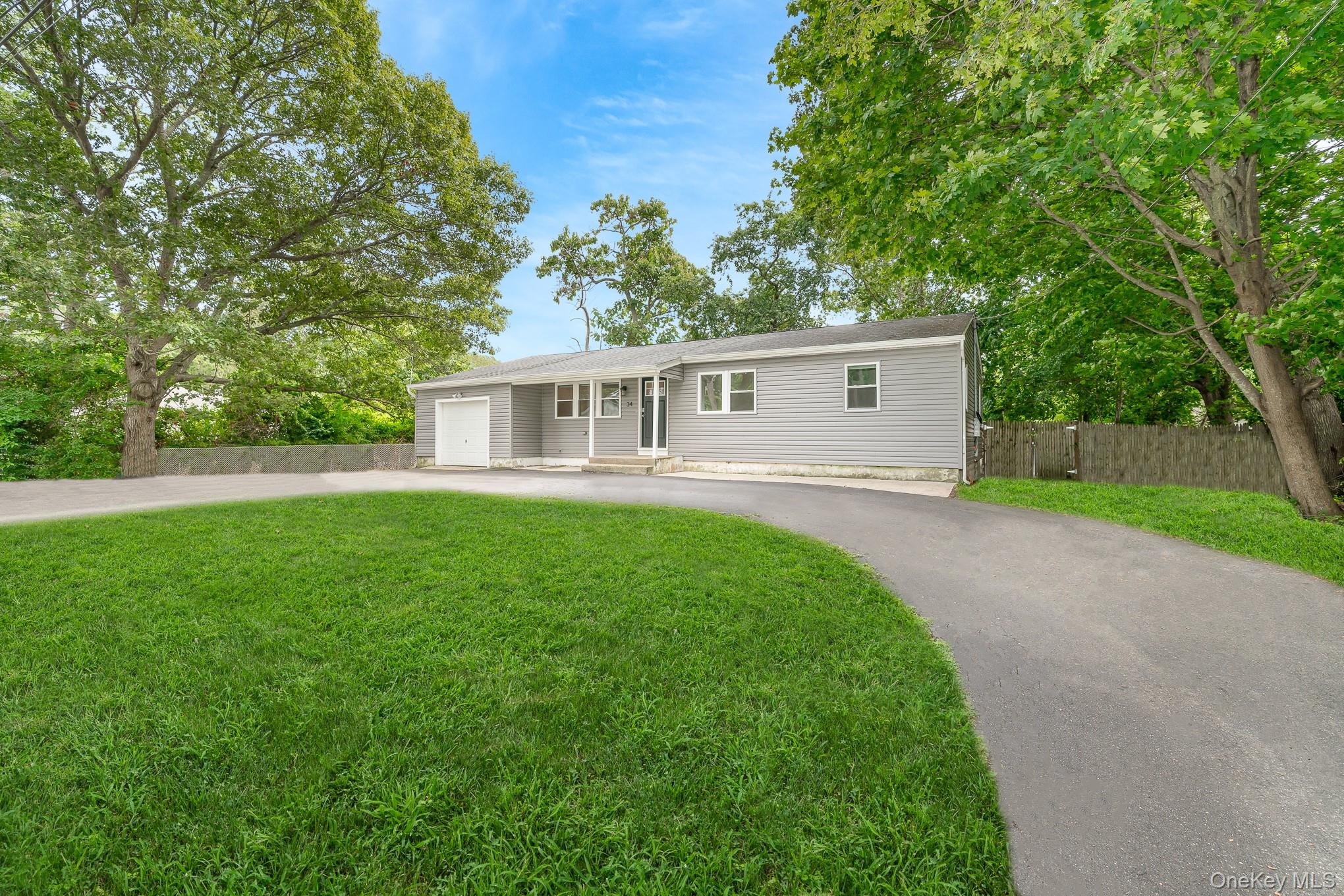 #2 photo, 34 Pinetop Drive, Shirley , NY 11967