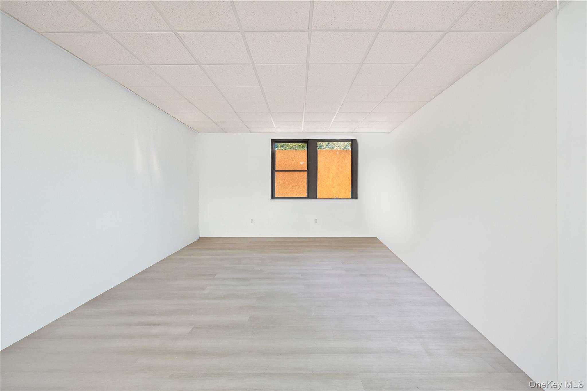 #1 photo, 213-16 39th, Bayside , NY 11361