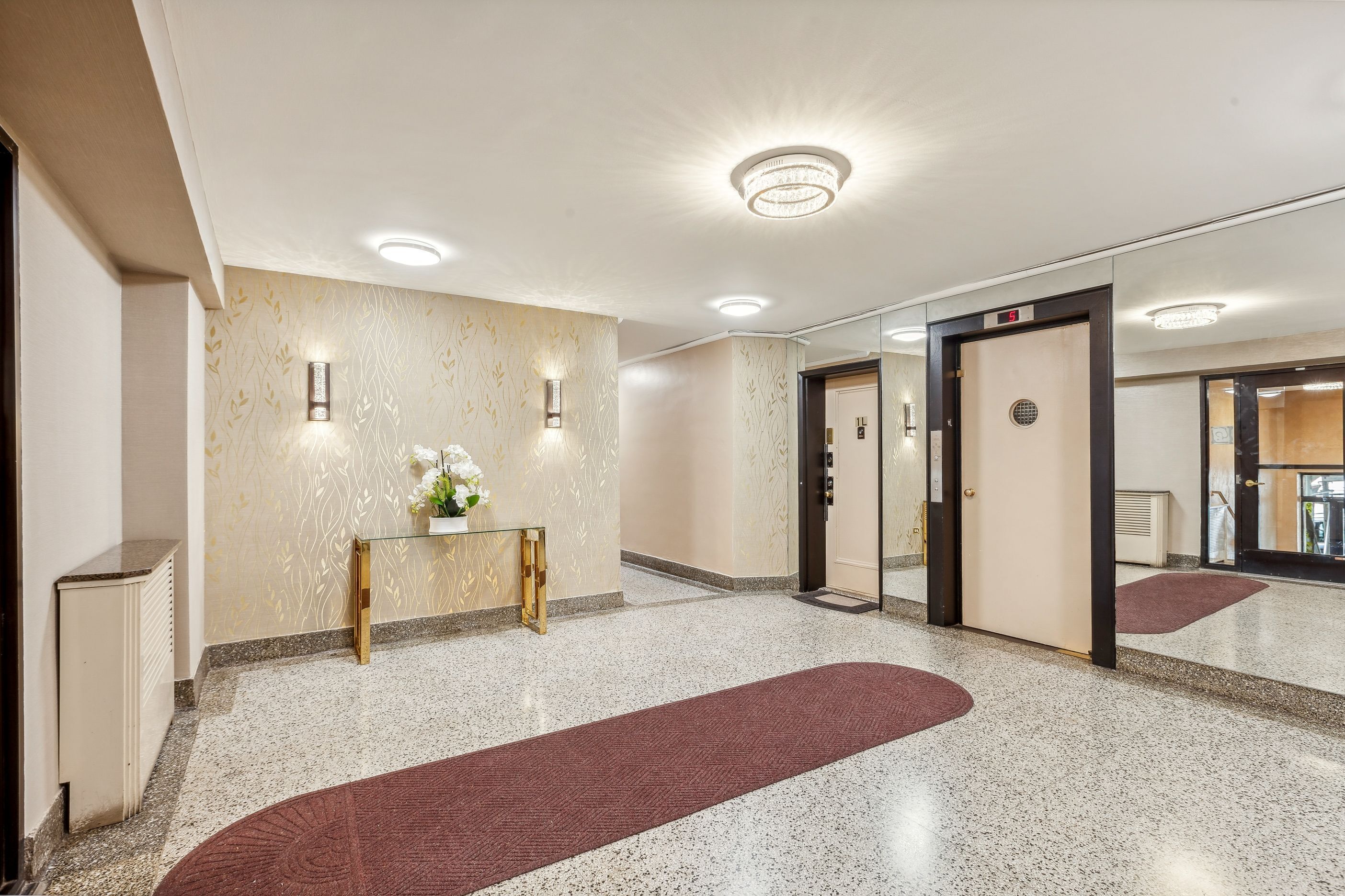 #6 photo, 3535 Kings College Place, Norwood , NY 10467