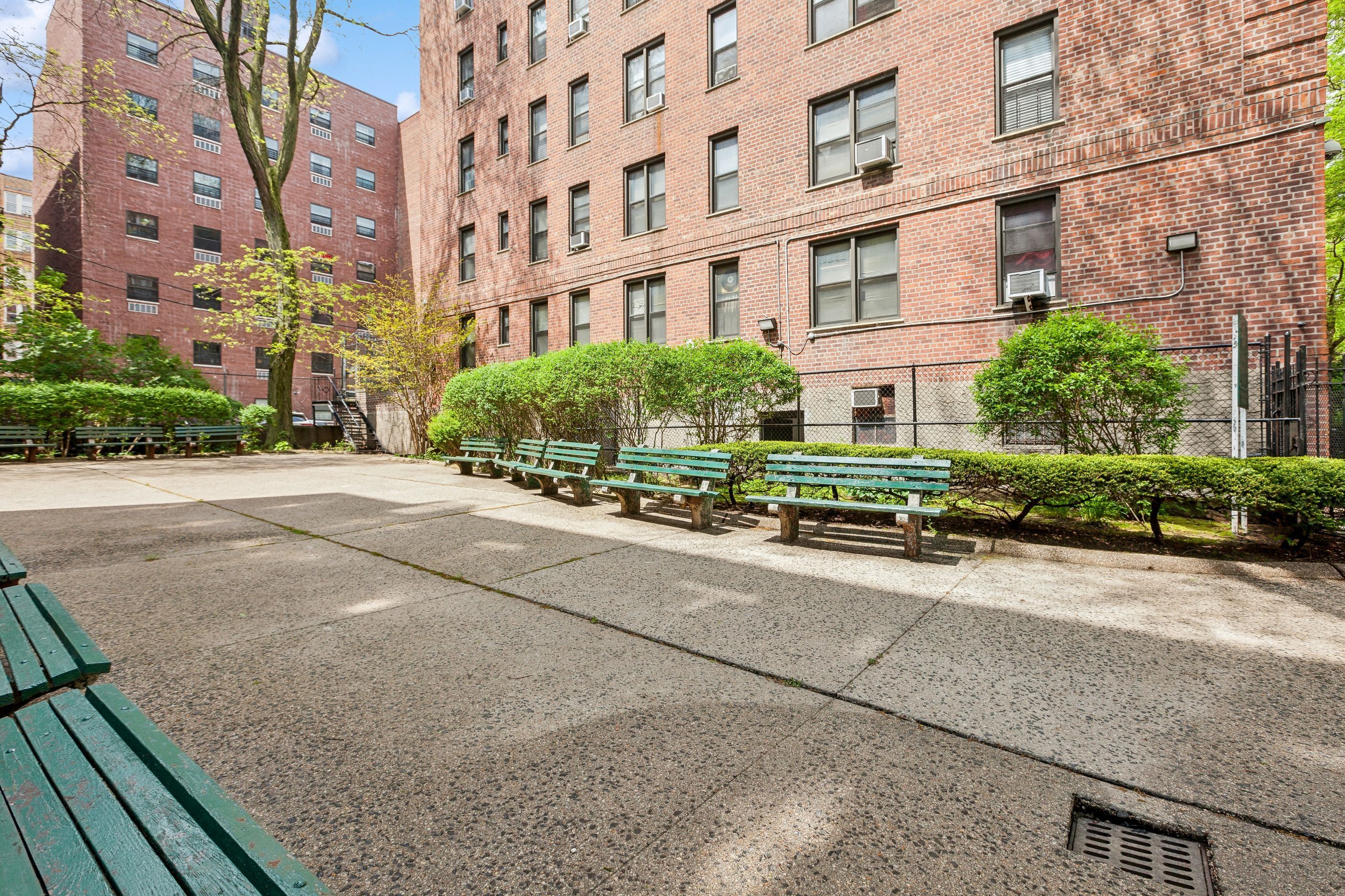 #7 photo, 3535 Kings College Place, Norwood , NY 10467