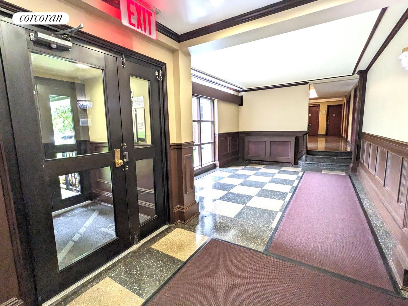 #16 photo, Forest Hills, クイーンズ区 Forest Hills , NY 11375