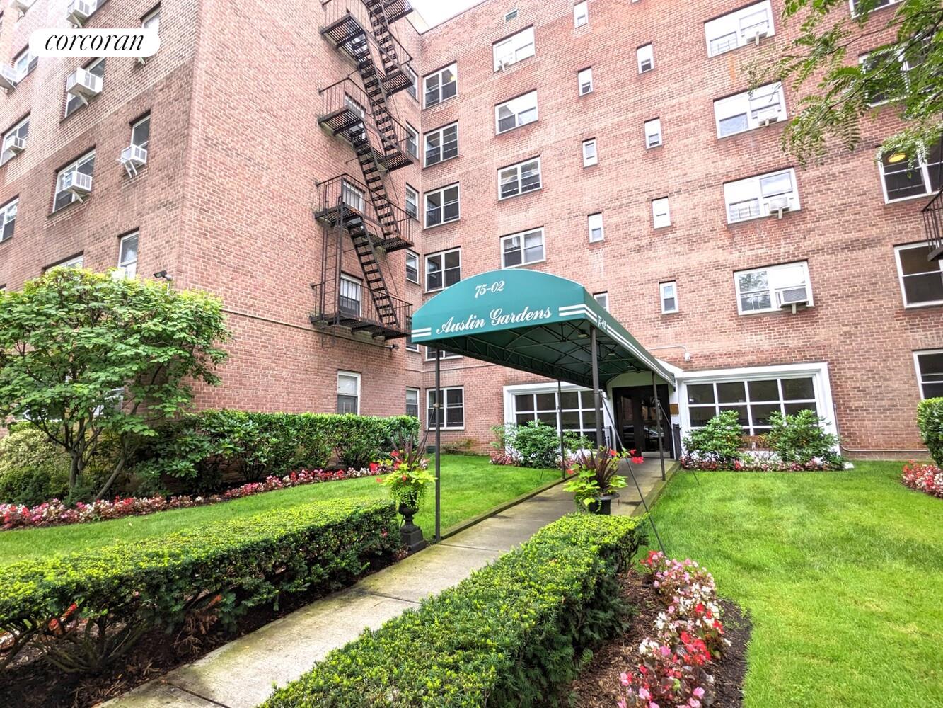 #17 photo, Forest Hills, クイーンズ区 Forest Hills , NY 11375