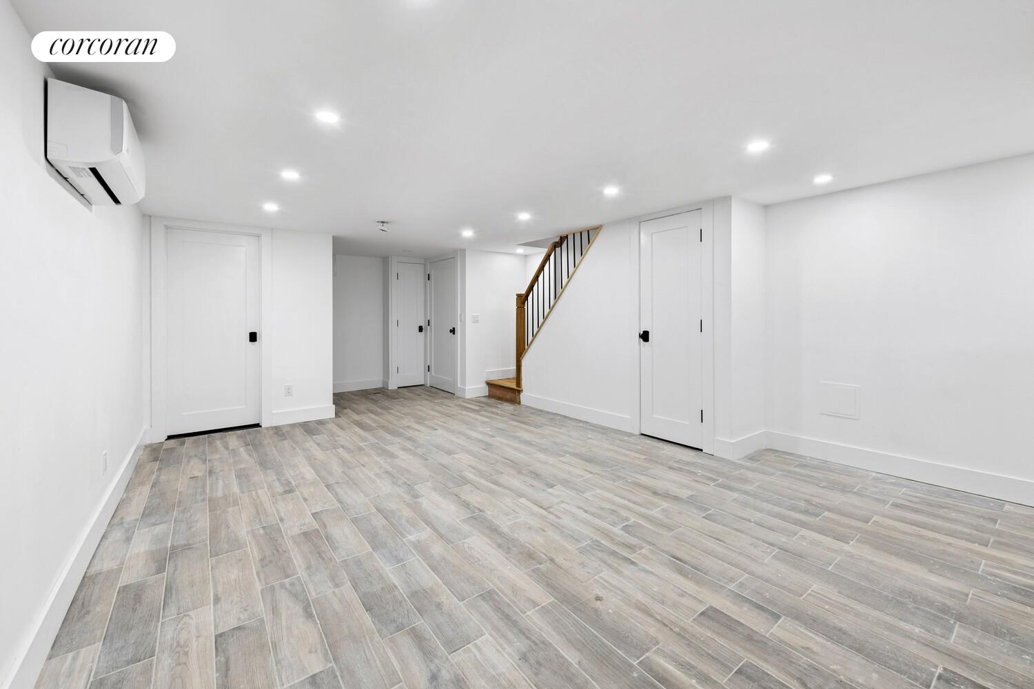 #17 photo, 9 ROOSEVELT Court, ブルックリン区 Greenwood Heights , NY 11232