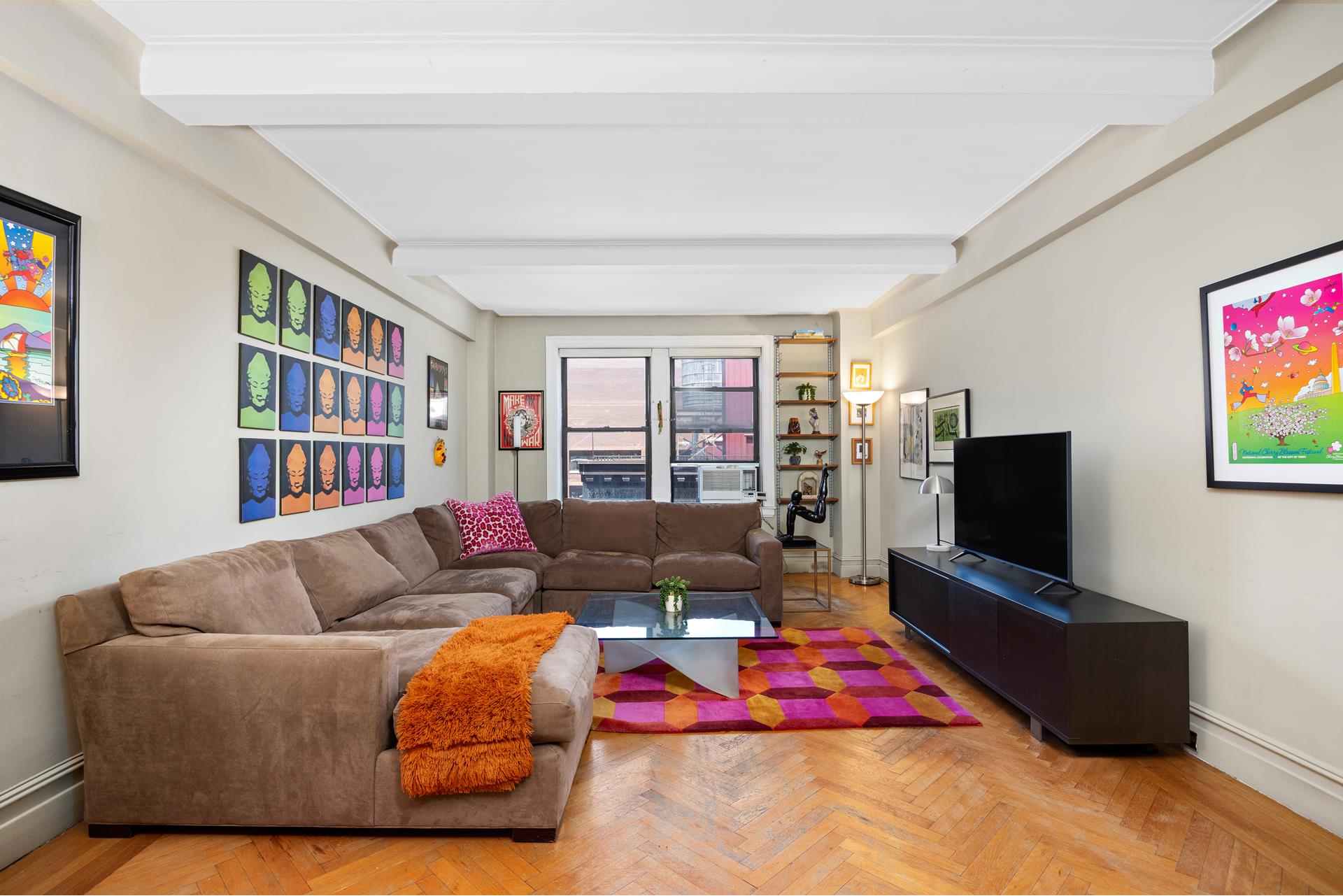 #1 photo, 600 W 111TH Street, マンハッタン Morningside Heights , NY 10025