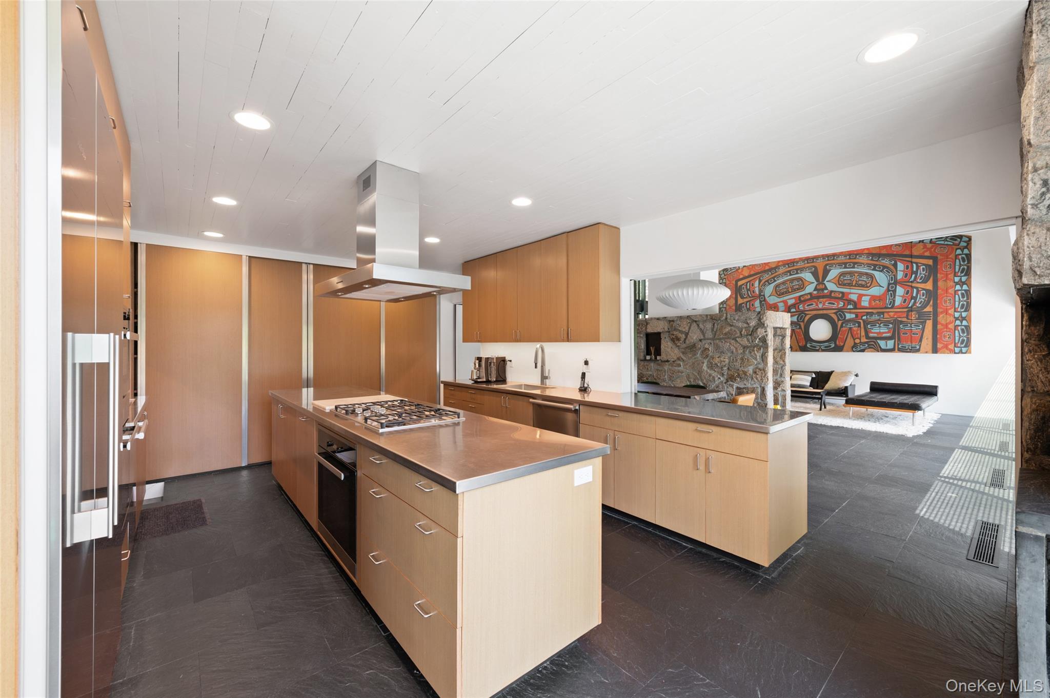 #8 photo, 147 Mianus River Road, Bedford , NY 10506