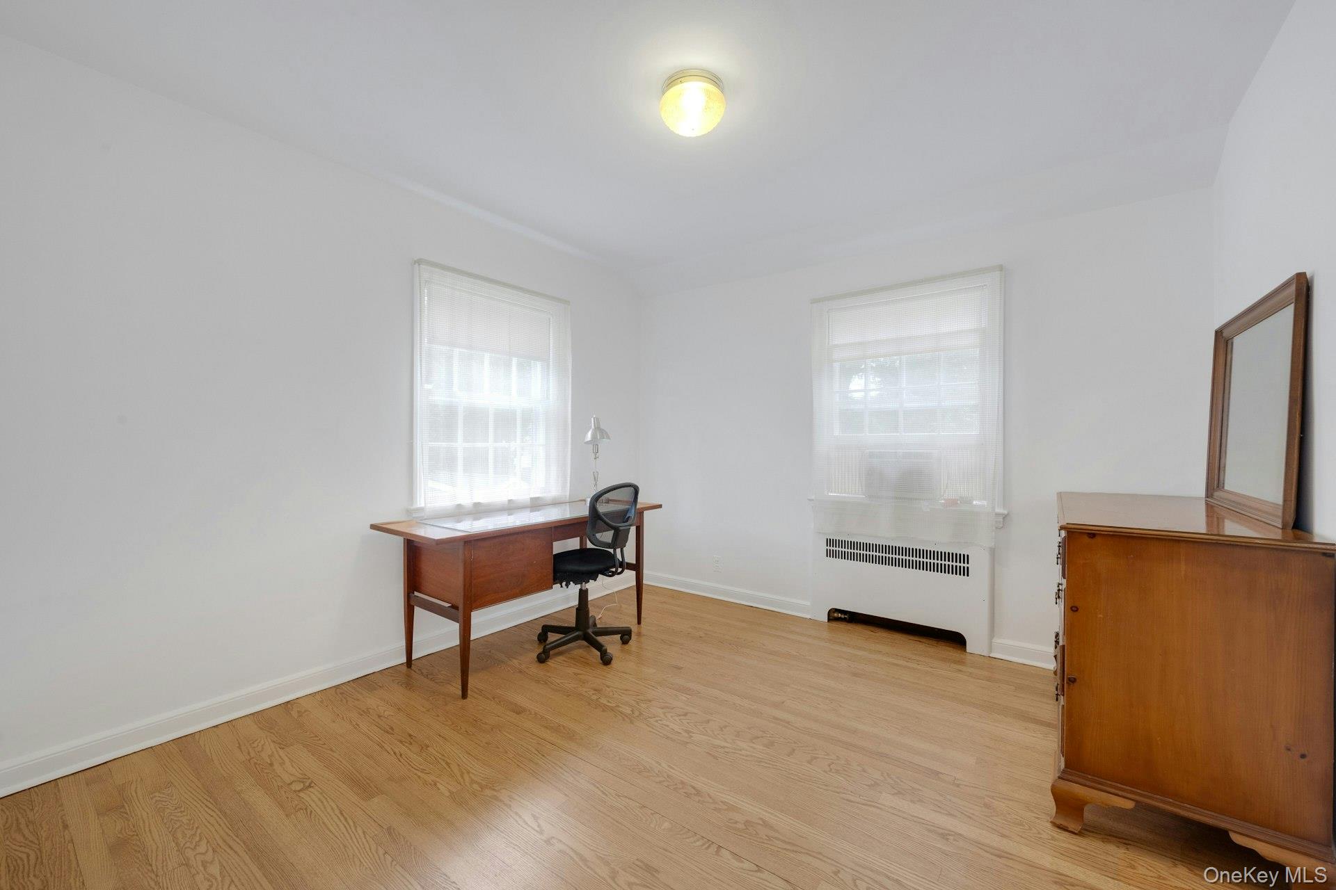 #18 photo, 136 White Road, Scarsdale , NY 10583